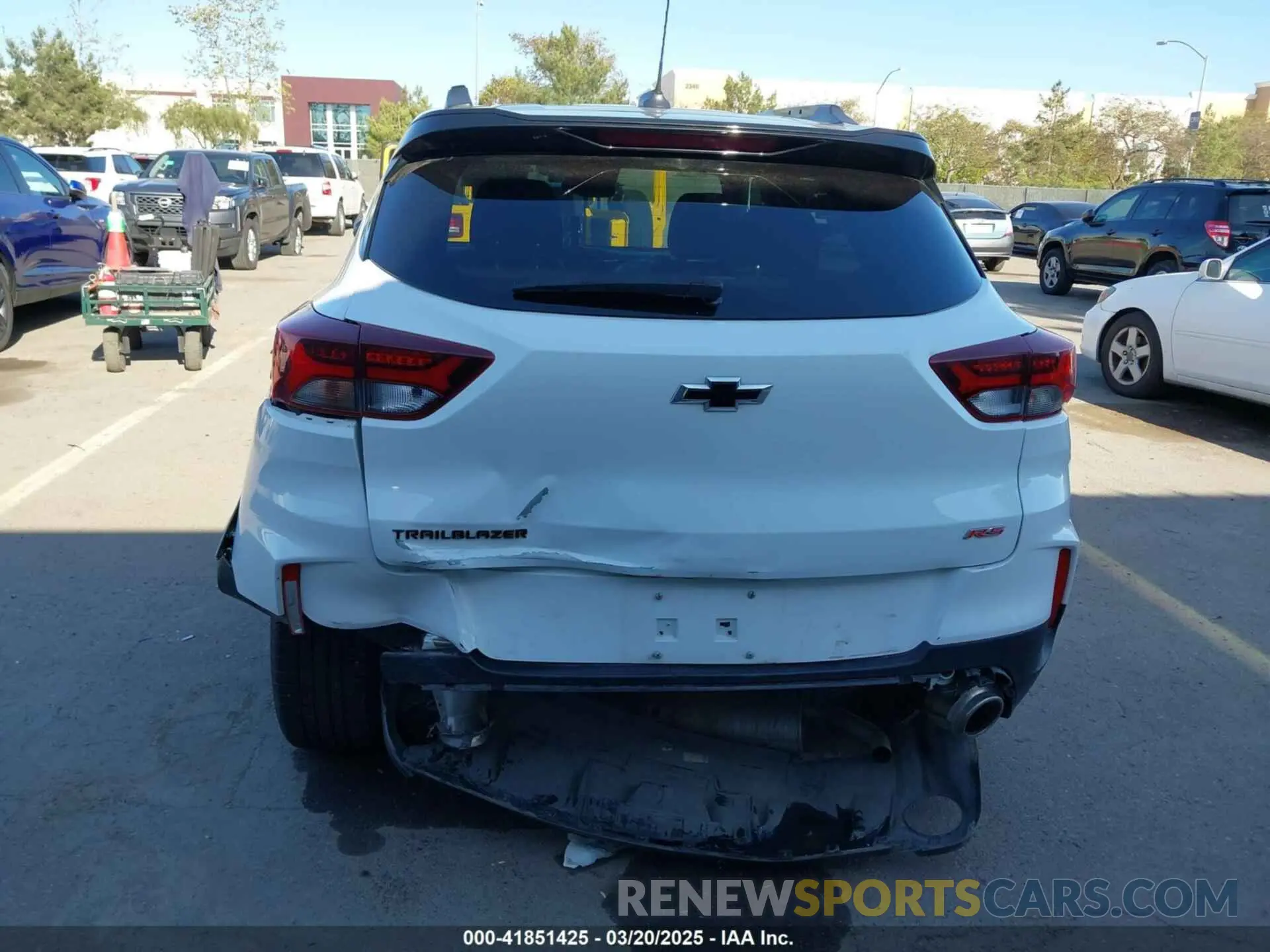 6 Photograph of a damaged car KL79MTSL6PB118716 CHEVROLET TRAILBLAZER 2023