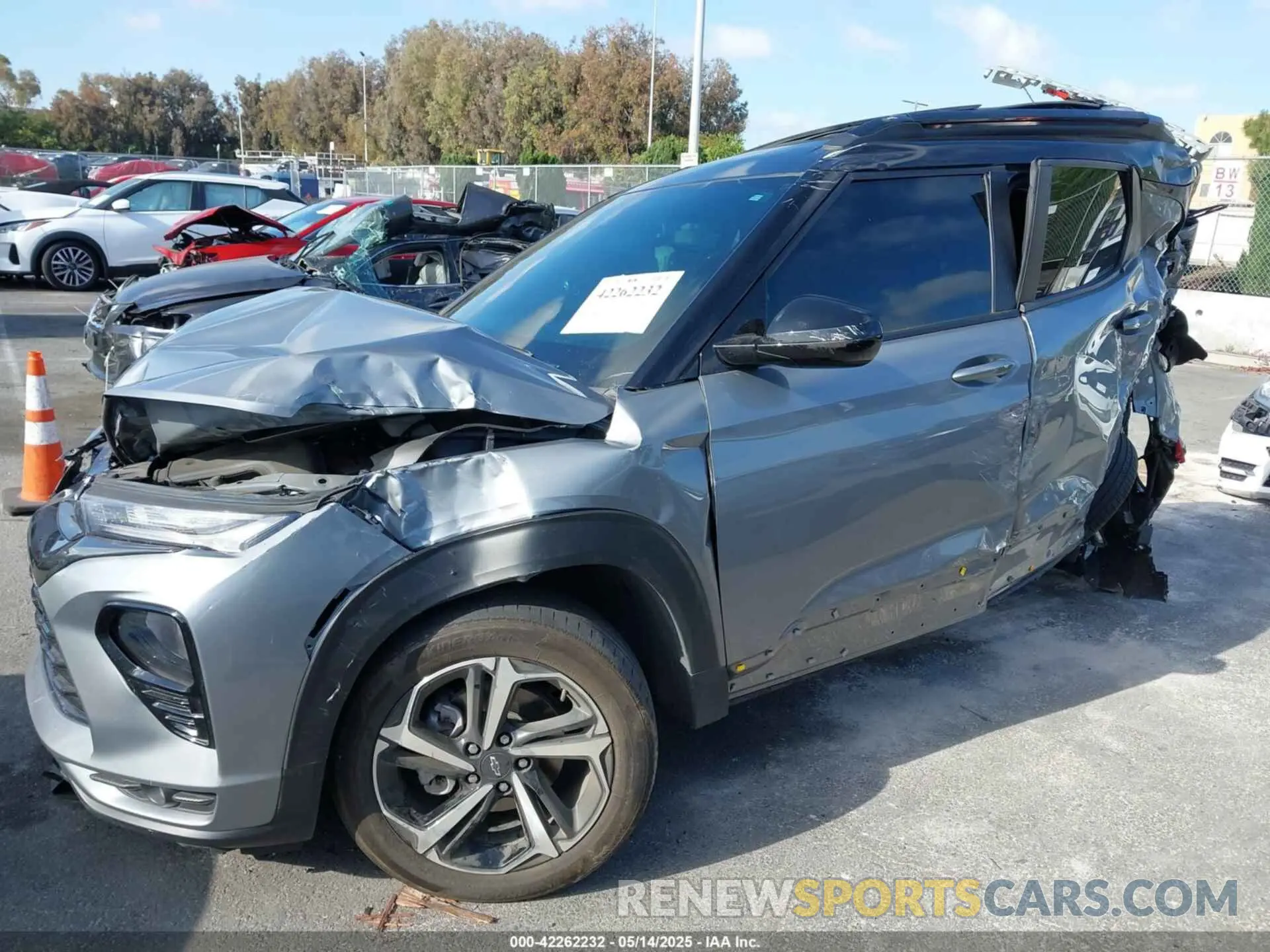 13 Photograph of a damaged car KL79MTSL6PB137363 CHEVROLET TRAILBLAZER 2023