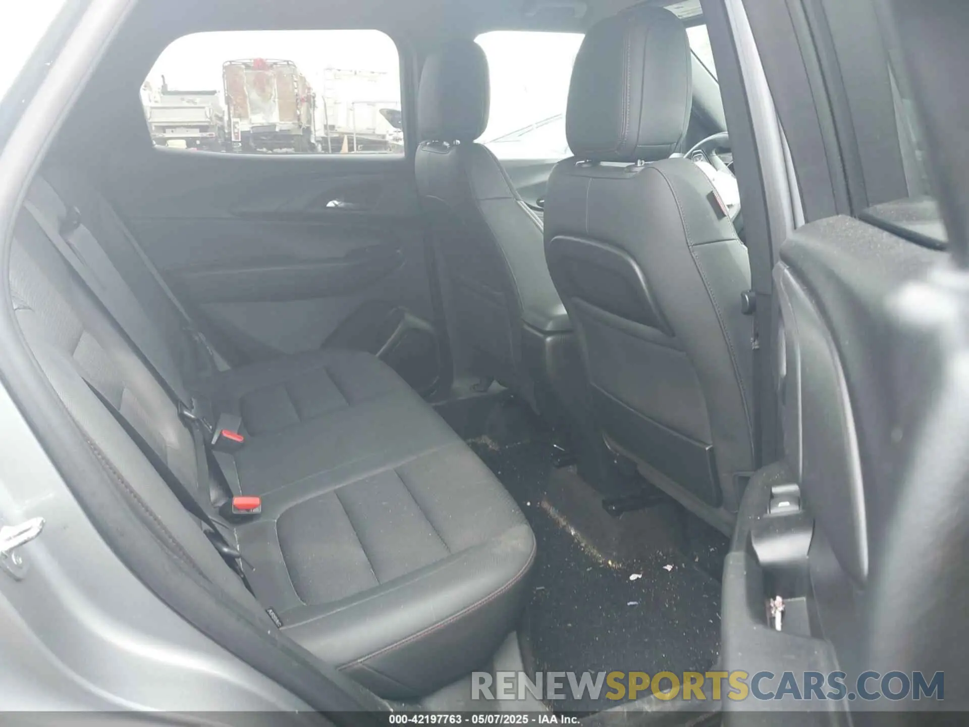8 Photograph of a damaged car KL79MTSL8PB060611 CHEVROLET TRAILBLAZER 2023
