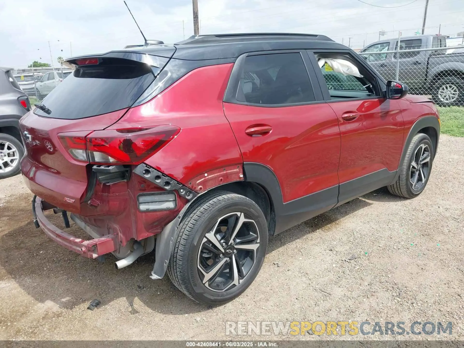 4 Photograph of a damaged car KL79MTSLXPB079533 CHEVROLET TRAILBLAZER 2023