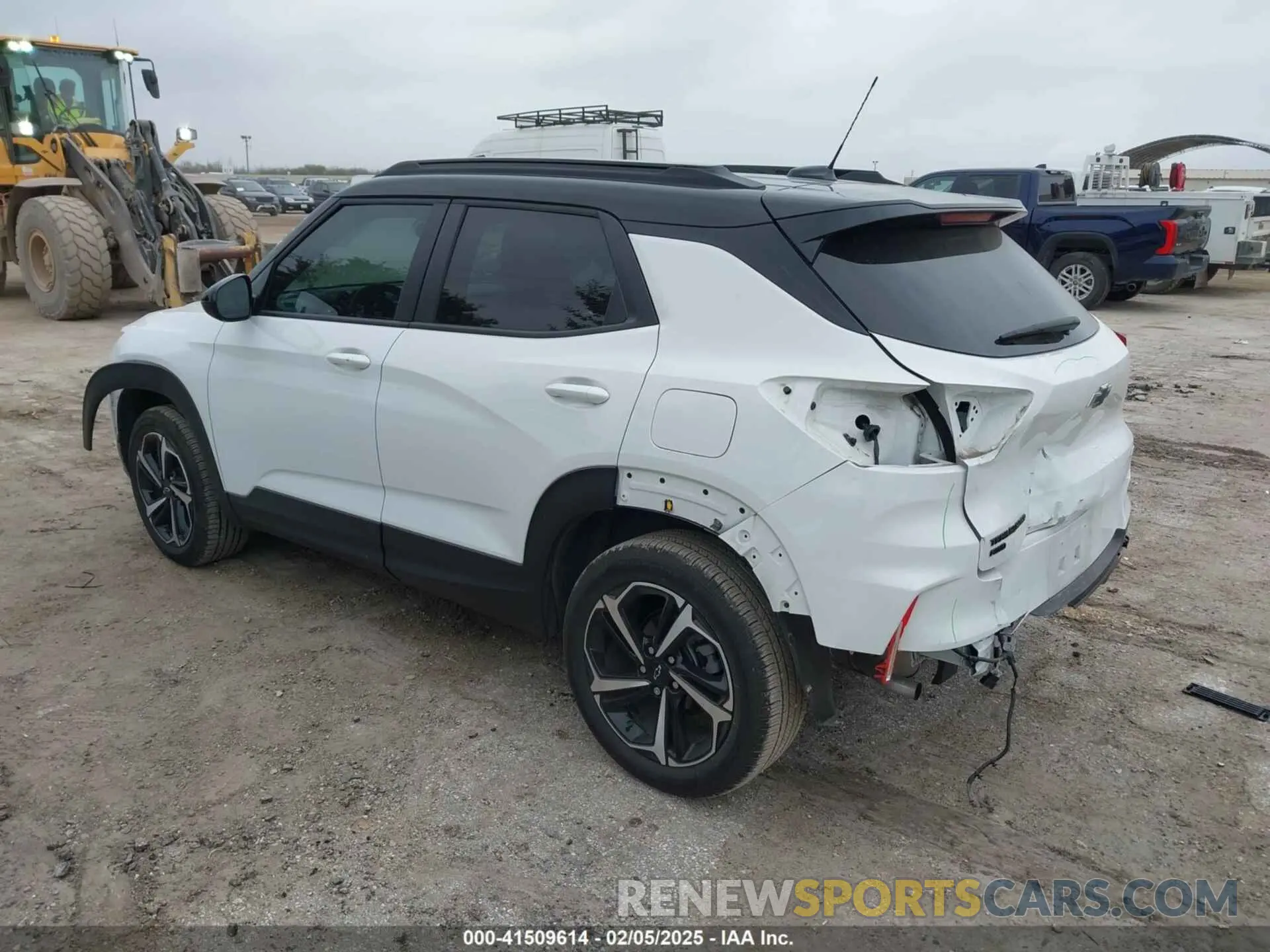 3 Photograph of a damaged car KL79MUSL3PB218665 CHEVROLET TRAILBLAZER 2023