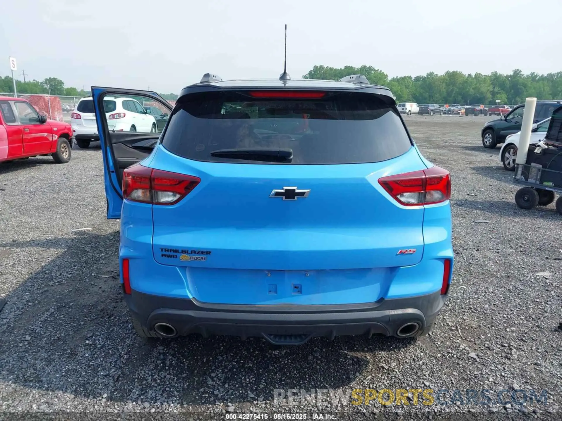 17 Photograph of a damaged car KL79MUSL5PB133830 CHEVROLET TRAILBLAZER 2023