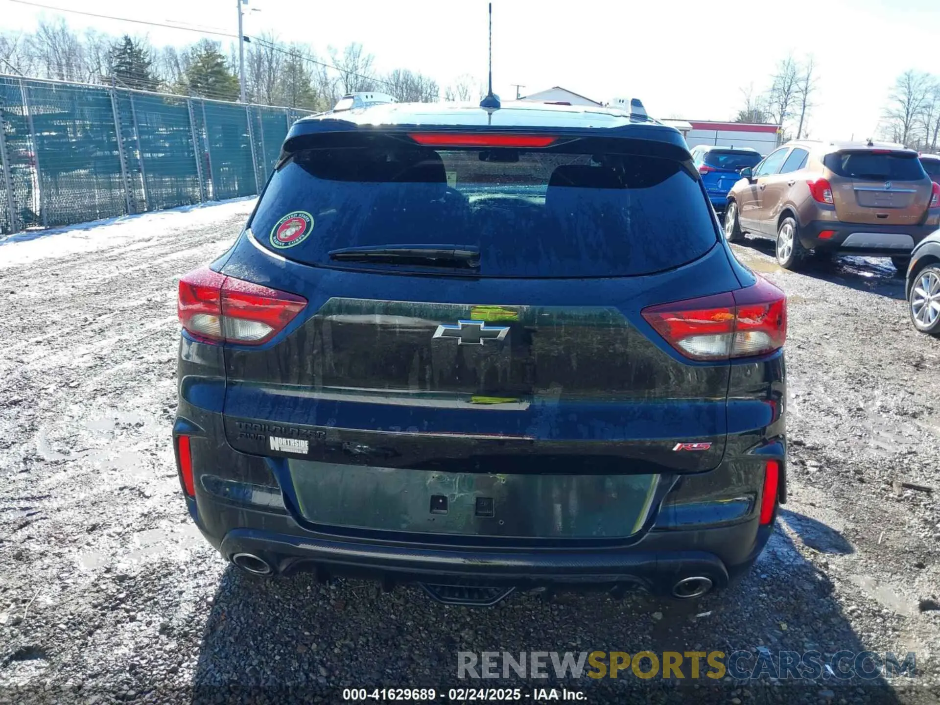 17 Photograph of a damaged car KL79MUSL5PB173647 CHEVROLET TRAILBLAZER 2023