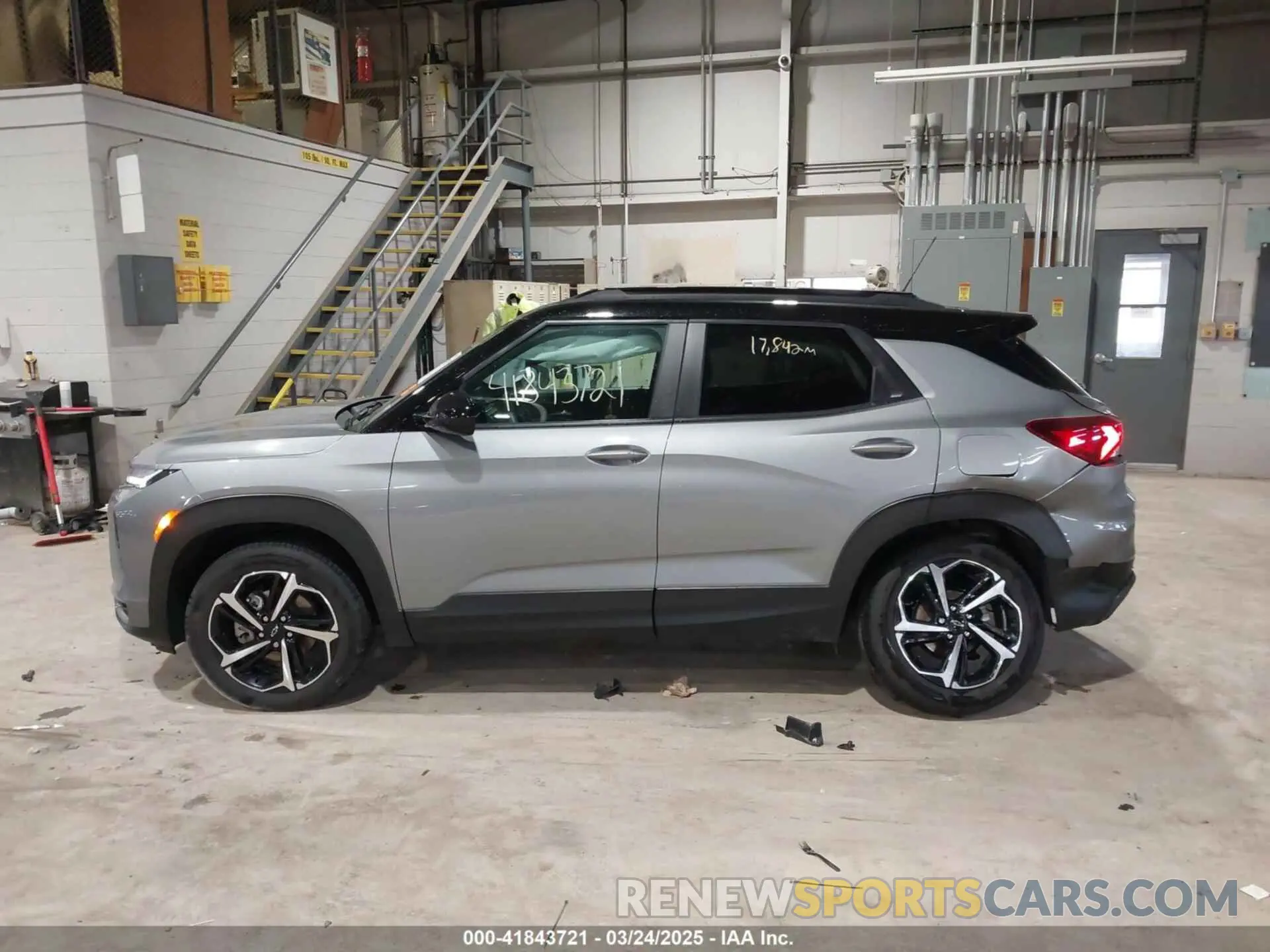 14 Photograph of a damaged car KL79MUSLXPB127036 CHEVROLET TRAILBLAZER 2023
