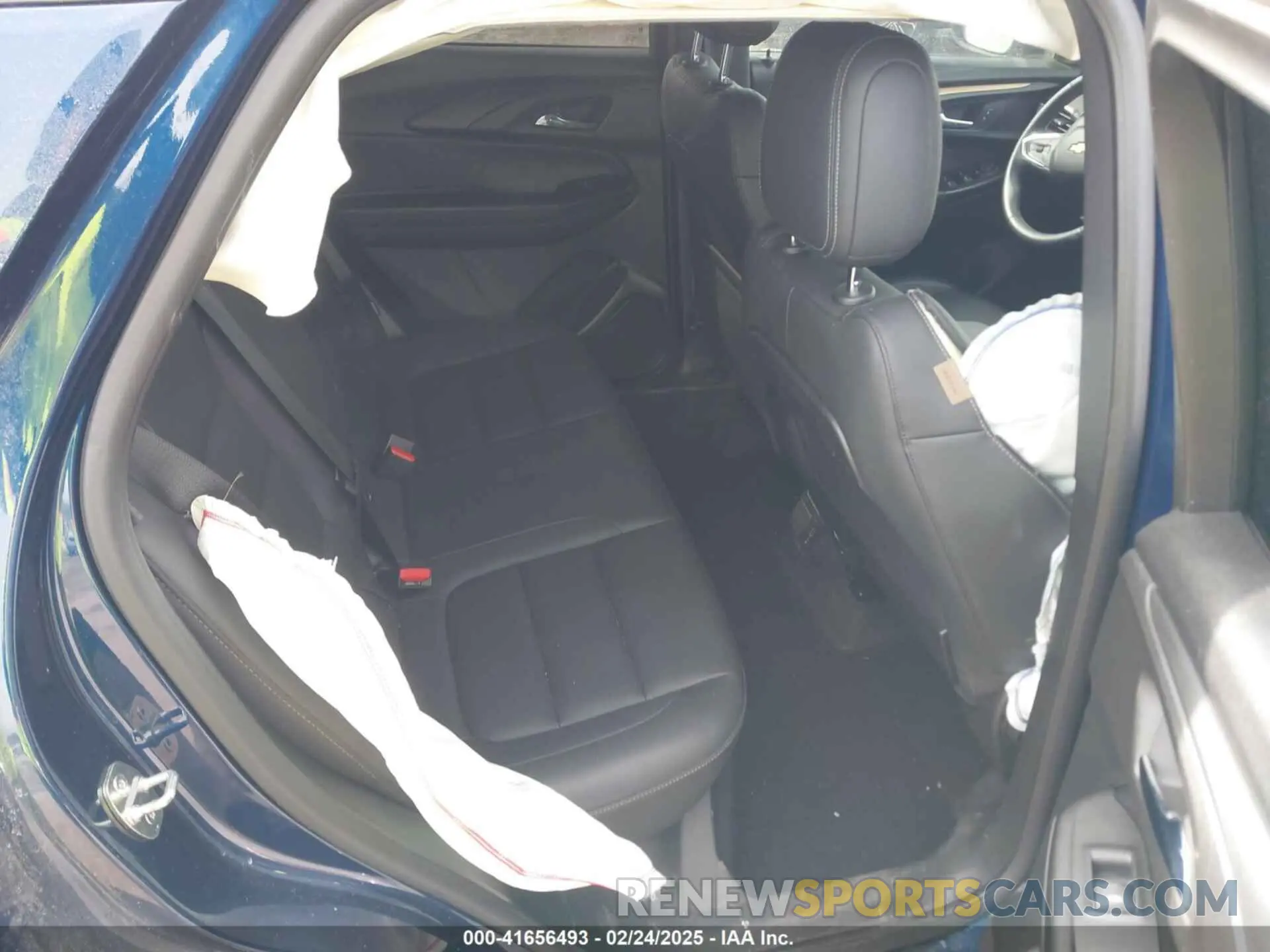 8 Photograph of a damaged car KL79MVSL7PB055766 CHEVROLET TRAILBLAZER 2023