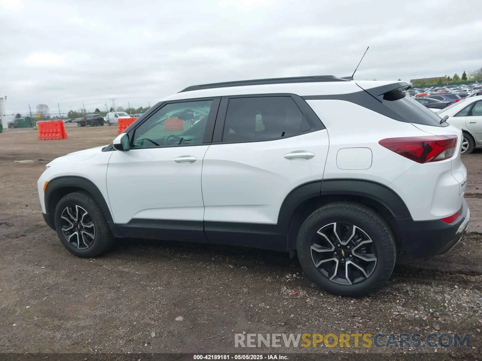 14 Photograph of a damaged car KL79MVSLXPB182477 CHEVROLET TRAILBLAZER 2023