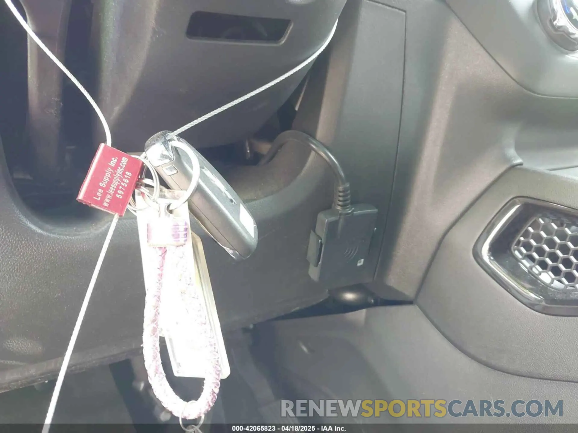 11 Photograph of a damaged car KL79MMS22RB098092 CHEVROLET TRAILBLAZER 2024