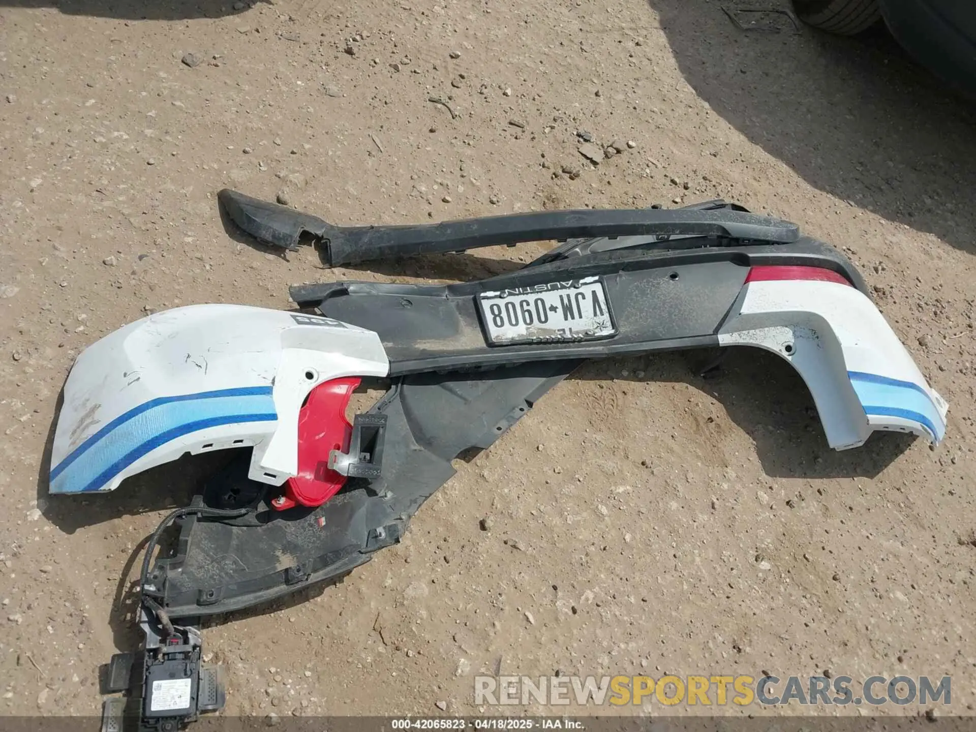 12 Photograph of a damaged car KL79MMS22RB098092 CHEVROLET TRAILBLAZER 2024