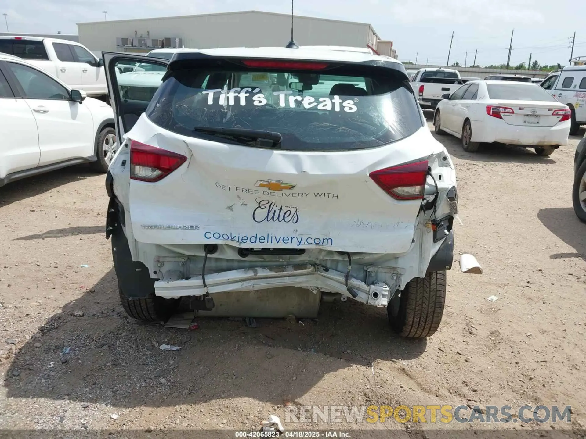 6 Photograph of a damaged car KL79MMS22RB098092 CHEVROLET TRAILBLAZER 2024