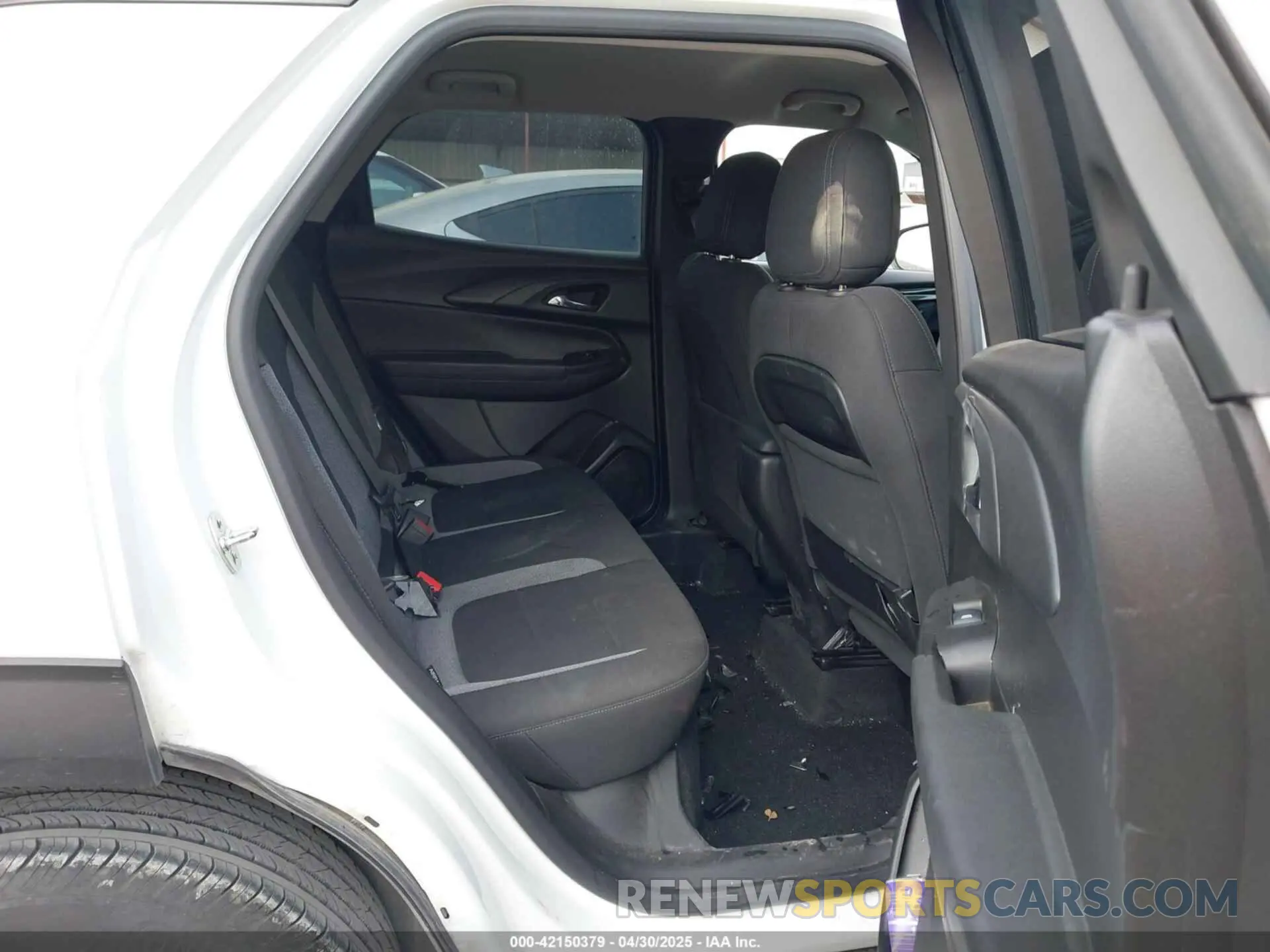 8 Photograph of a damaged car KL79MMS27RB216542 CHEVROLET TRAILBLAZER 2024