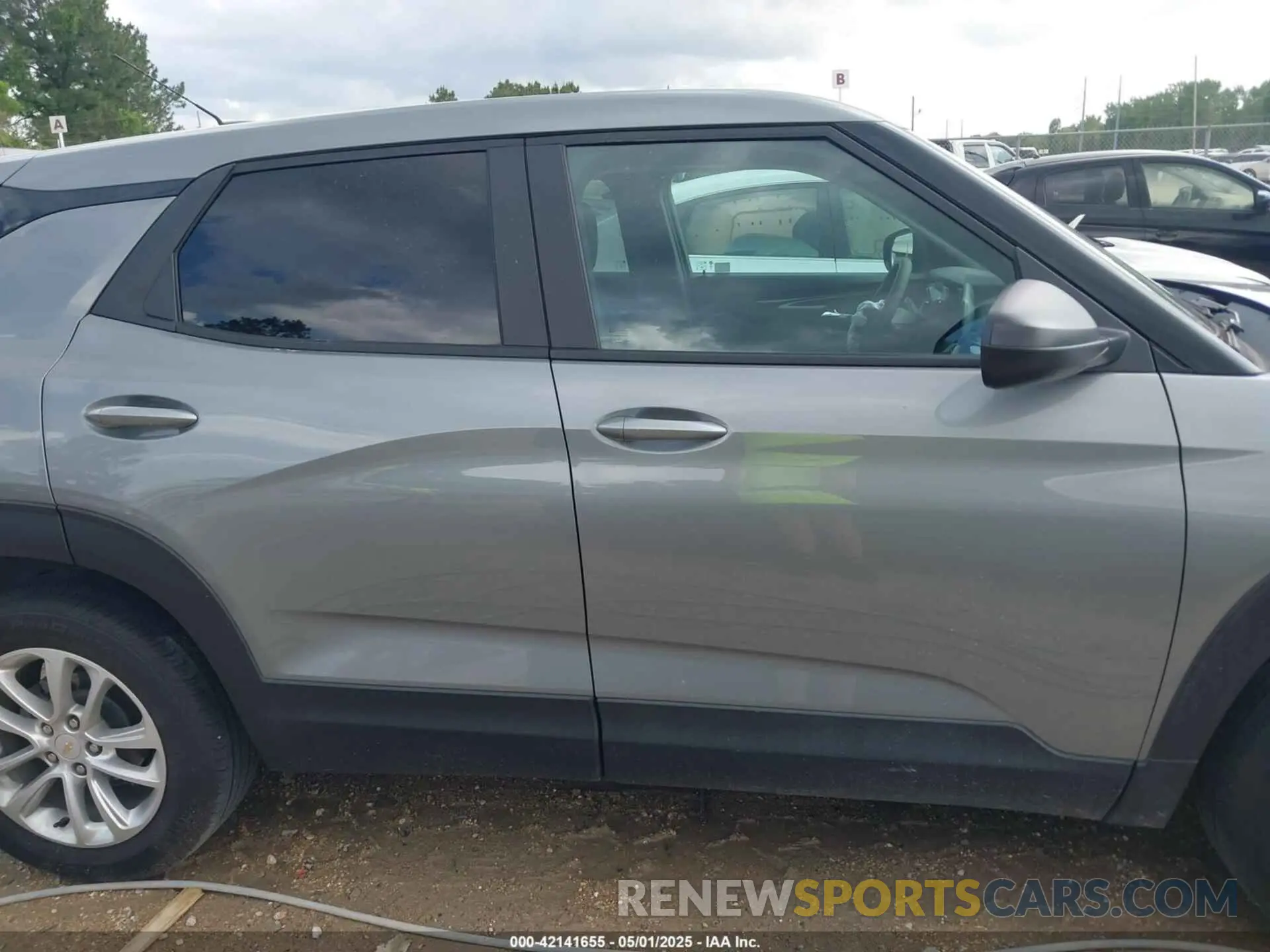 13 Photograph of a damaged car KL79MMSL4RB069444 CHEVROLET TRAILBLAZER 2024
