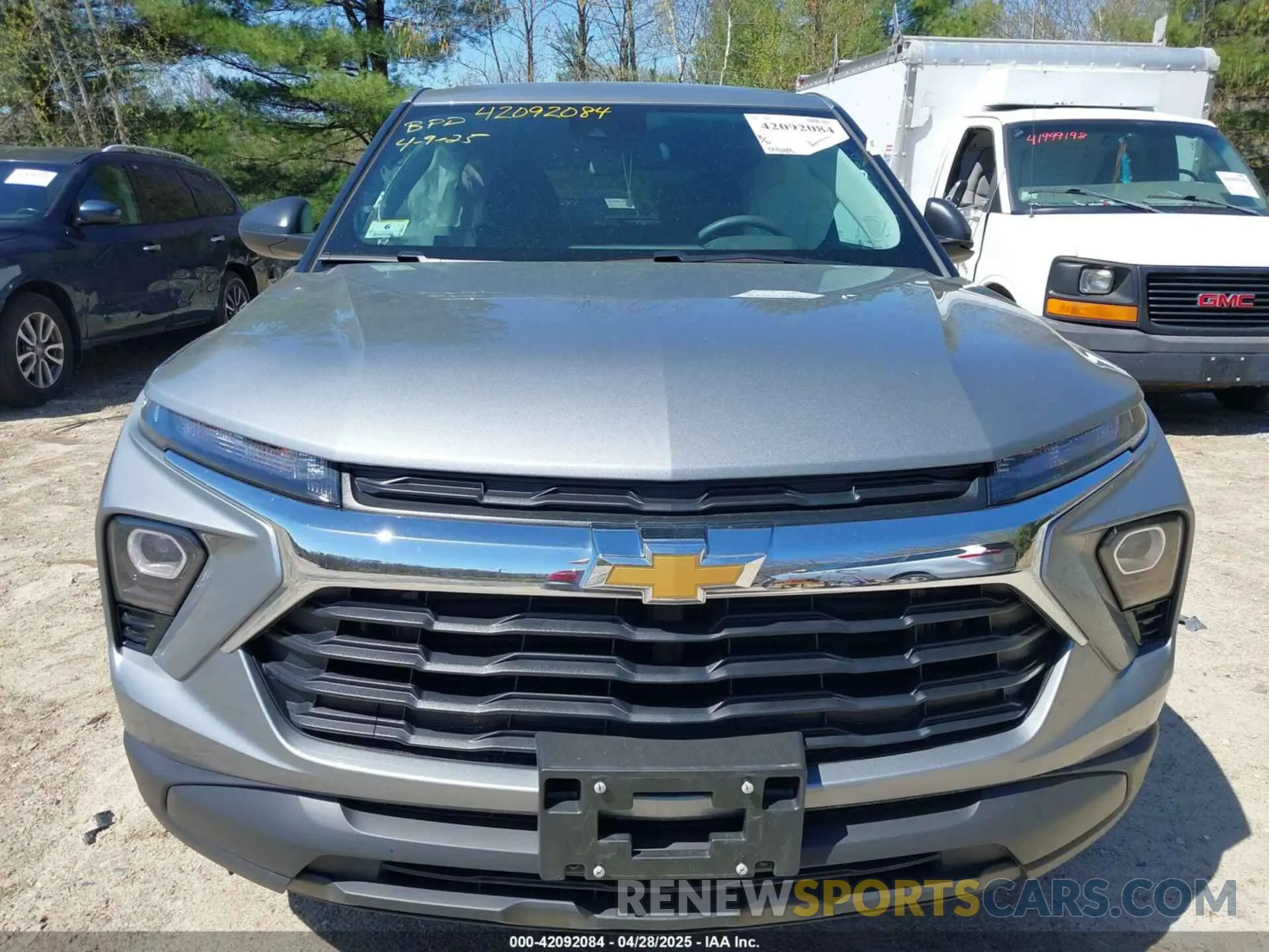 12 Photograph of a damaged car KL79MNSLXRB194020 CHEVROLET TRAILBLAZER 2024