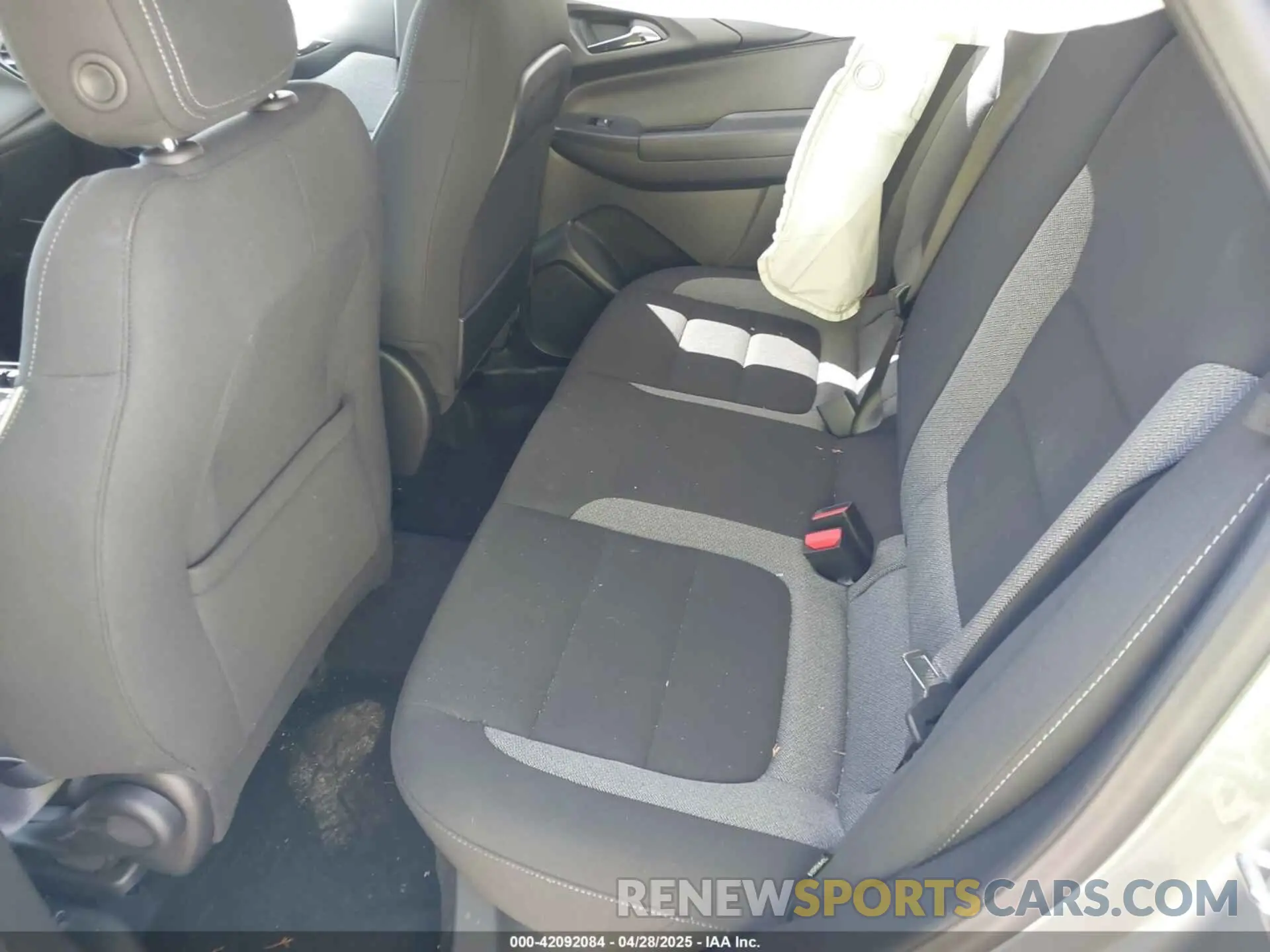 8 Photograph of a damaged car KL79MNSLXRB194020 CHEVROLET TRAILBLAZER 2024