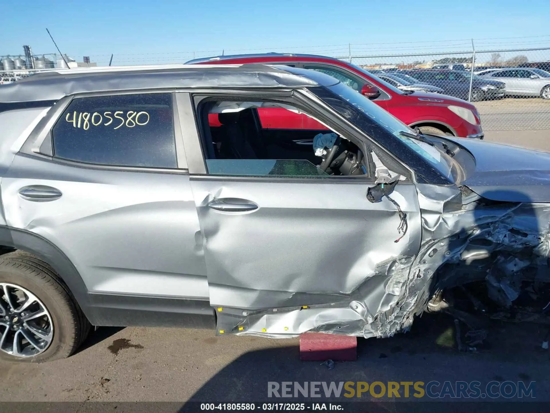 13 Photograph of a damaged car KL79MPS20RB176094 CHEVROLET TRAILBLAZER 2024