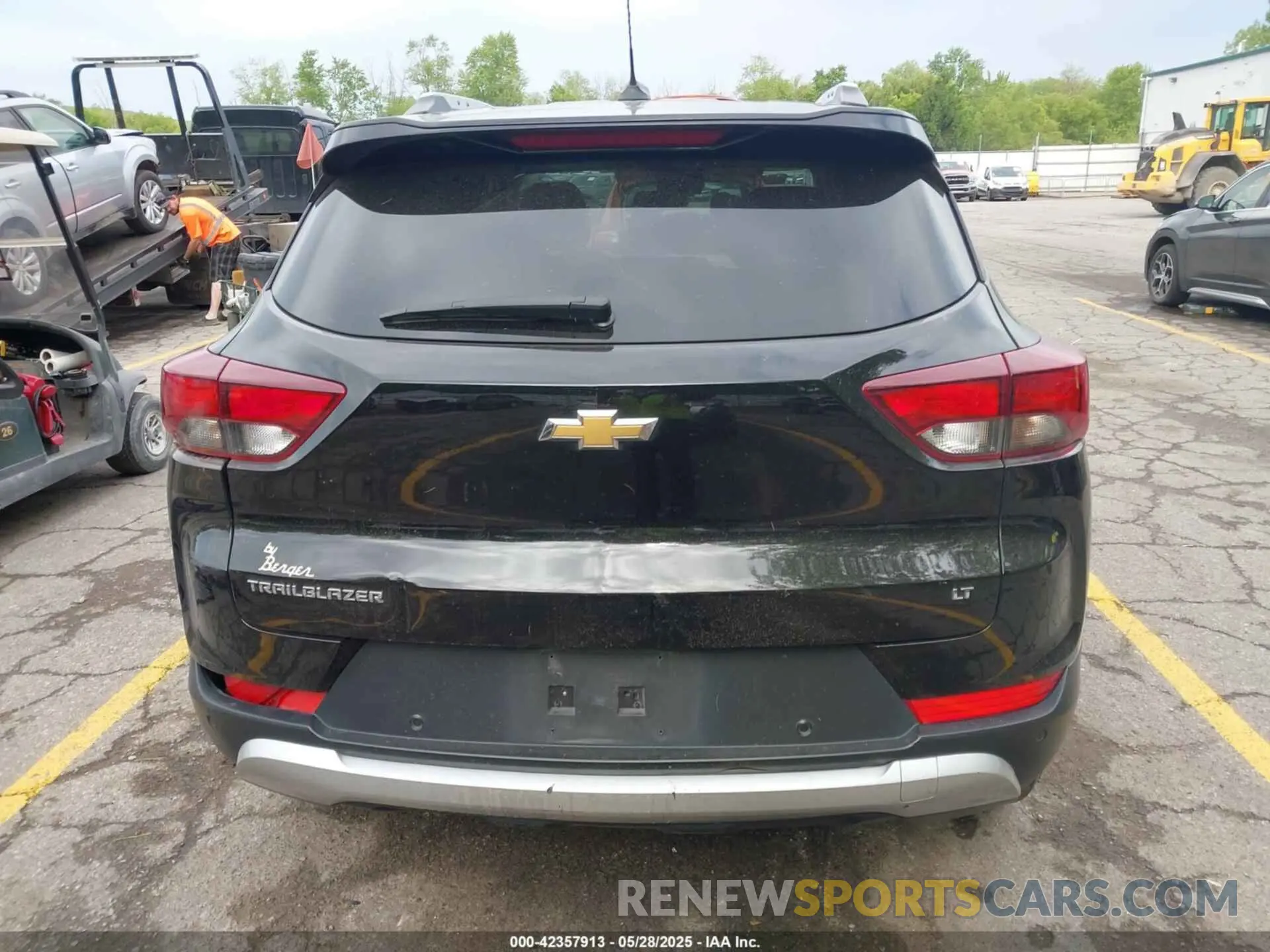 16 Photograph of a damaged car KL79MPSL4RB044951 CHEVROLET TRAILBLAZER 2024