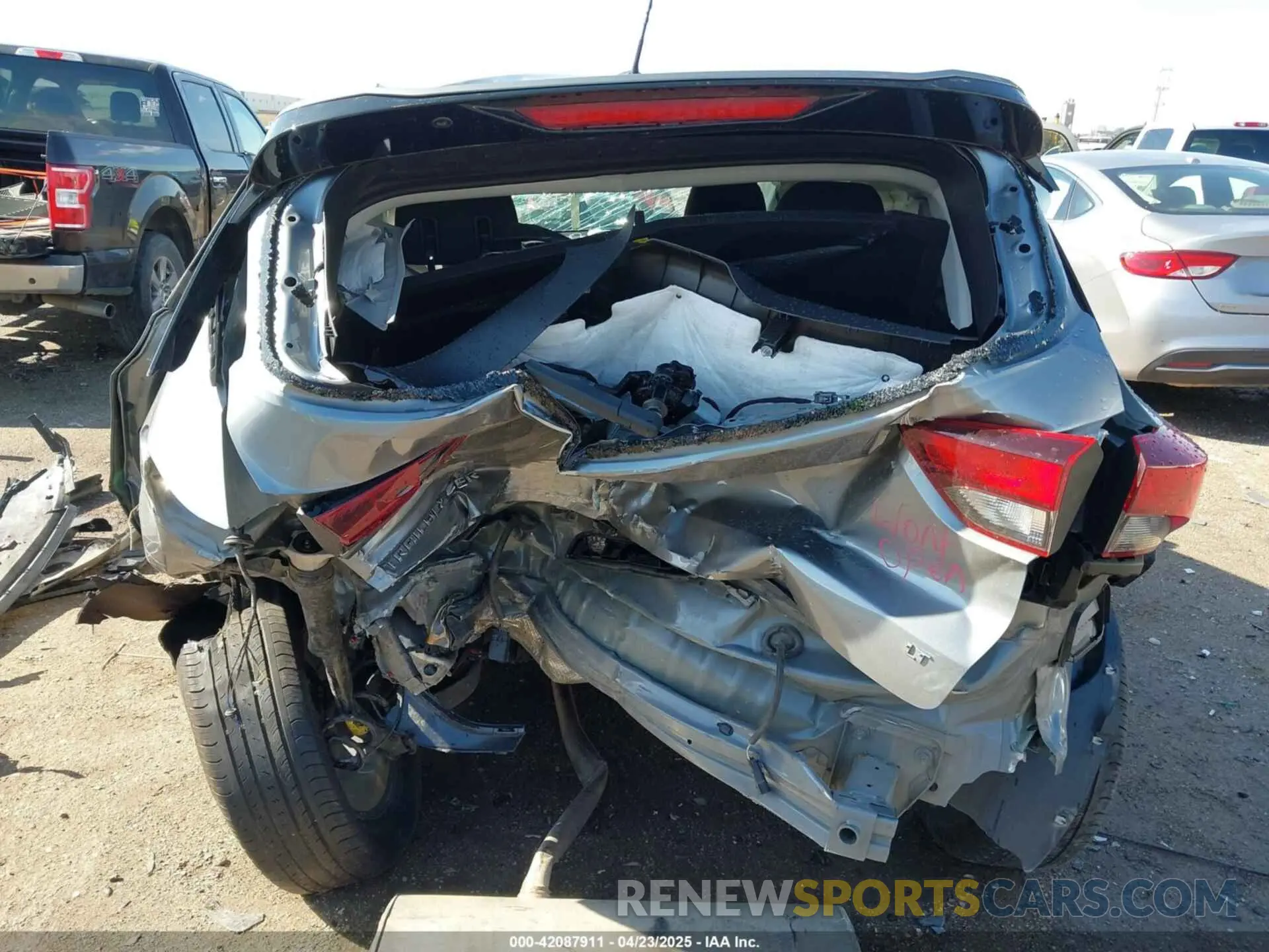 6 Photograph of a damaged car KL79MPSL6RB169112 CHEVROLET TRAILBLAZER 2024