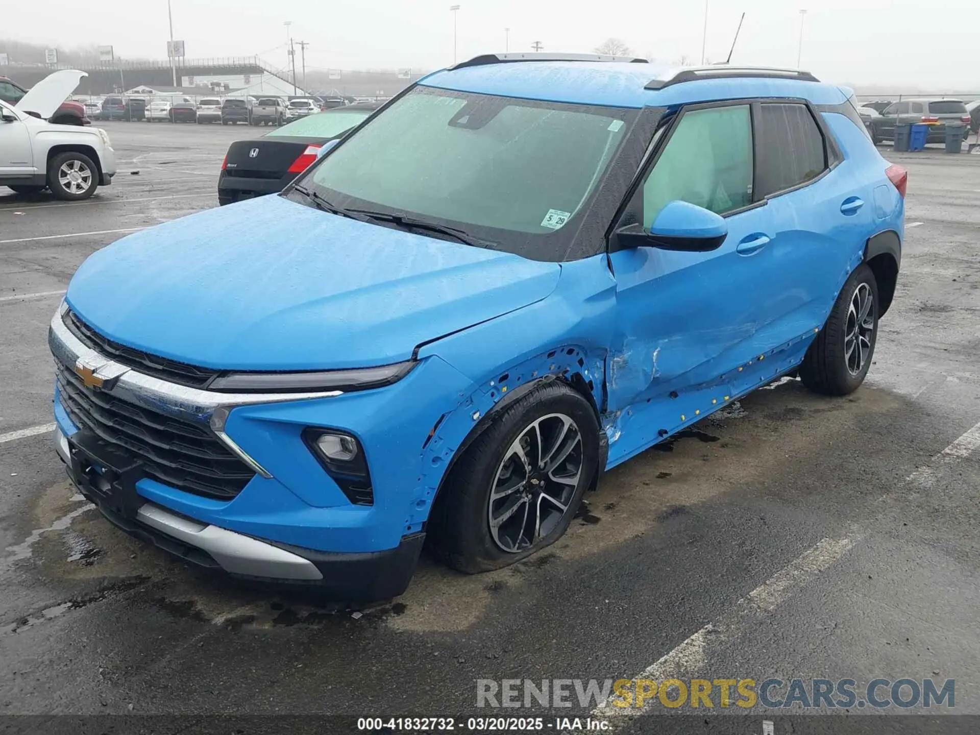 2 Photograph of a damaged car KL79MRSL1RB132500 CHEVROLET TRAILBLAZER 2024