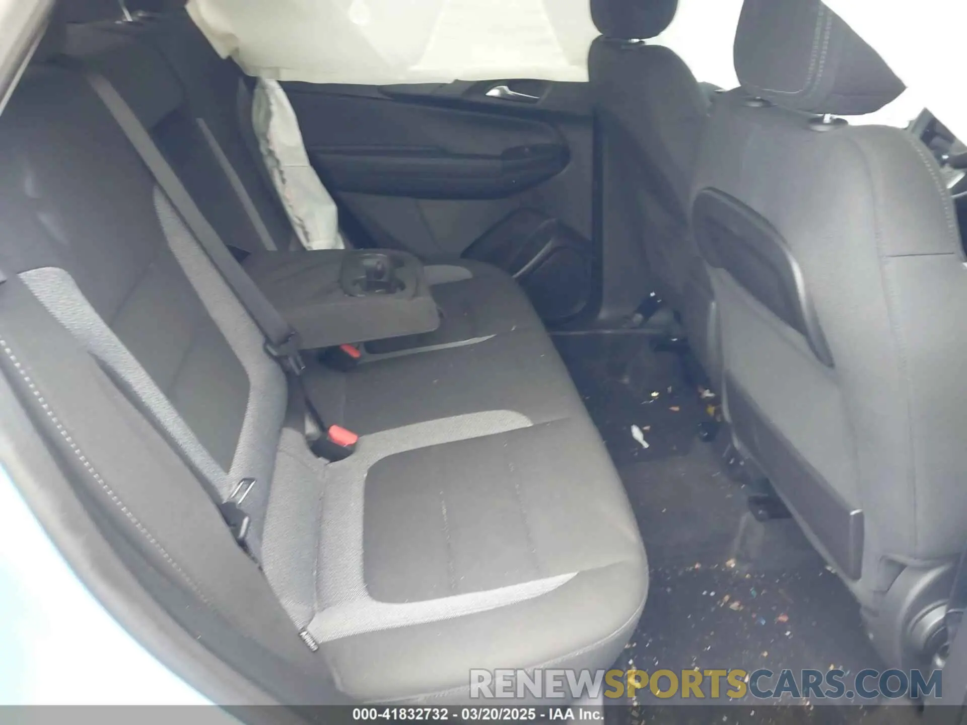 8 Photograph of a damaged car KL79MRSL1RB132500 CHEVROLET TRAILBLAZER 2024