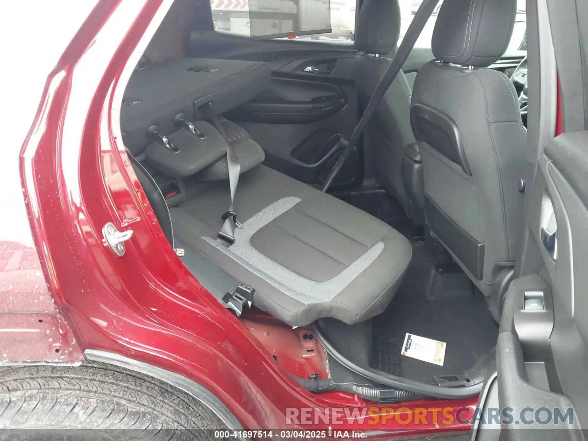 8 Photograph of a damaged car KL79MRSL8RB183007 CHEVROLET TRAILBLAZER 2024