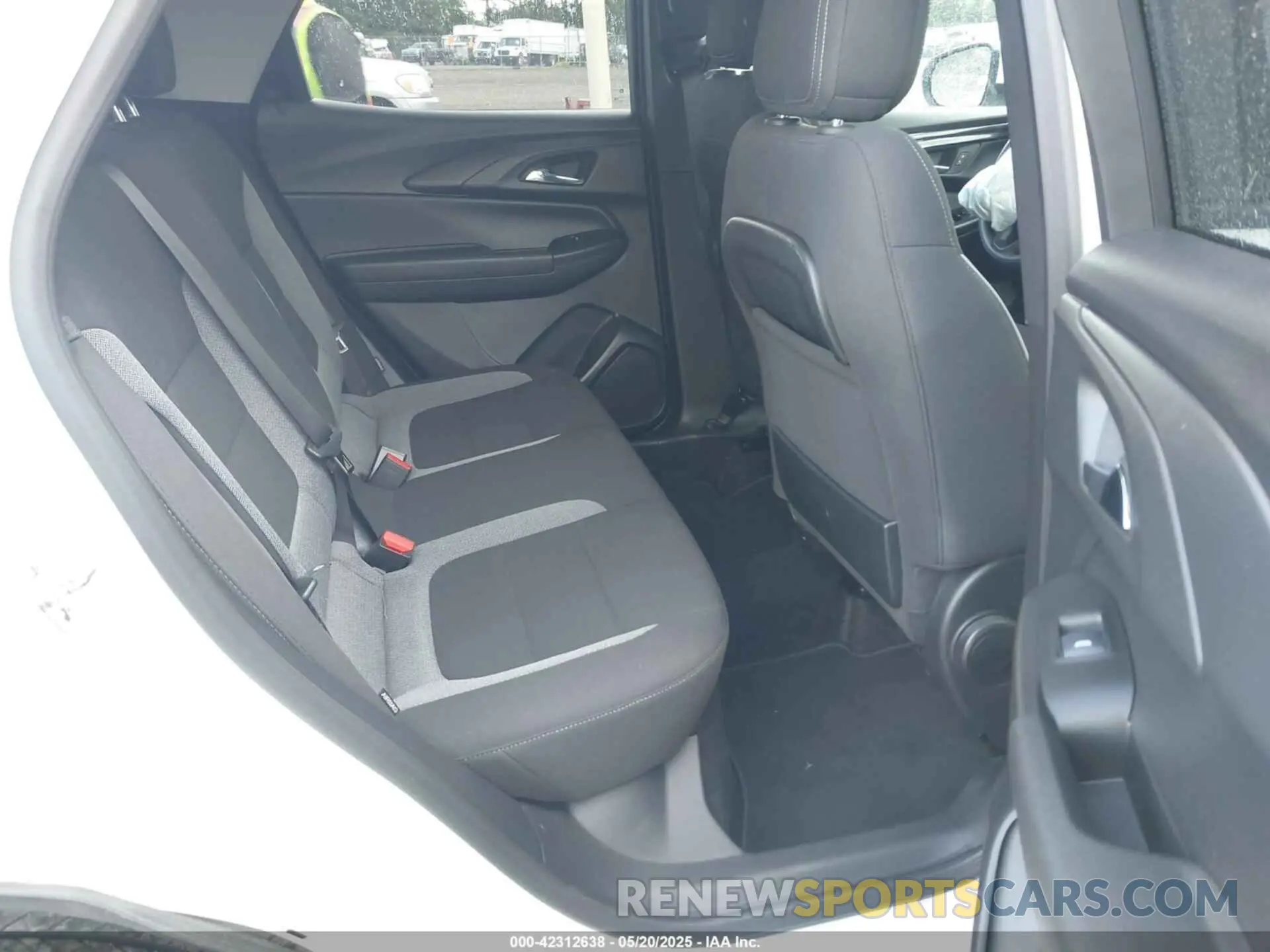 8 Photograph of a damaged car KL79MRSL9RB213891 CHEVROLET TRAILBLAZER 2024