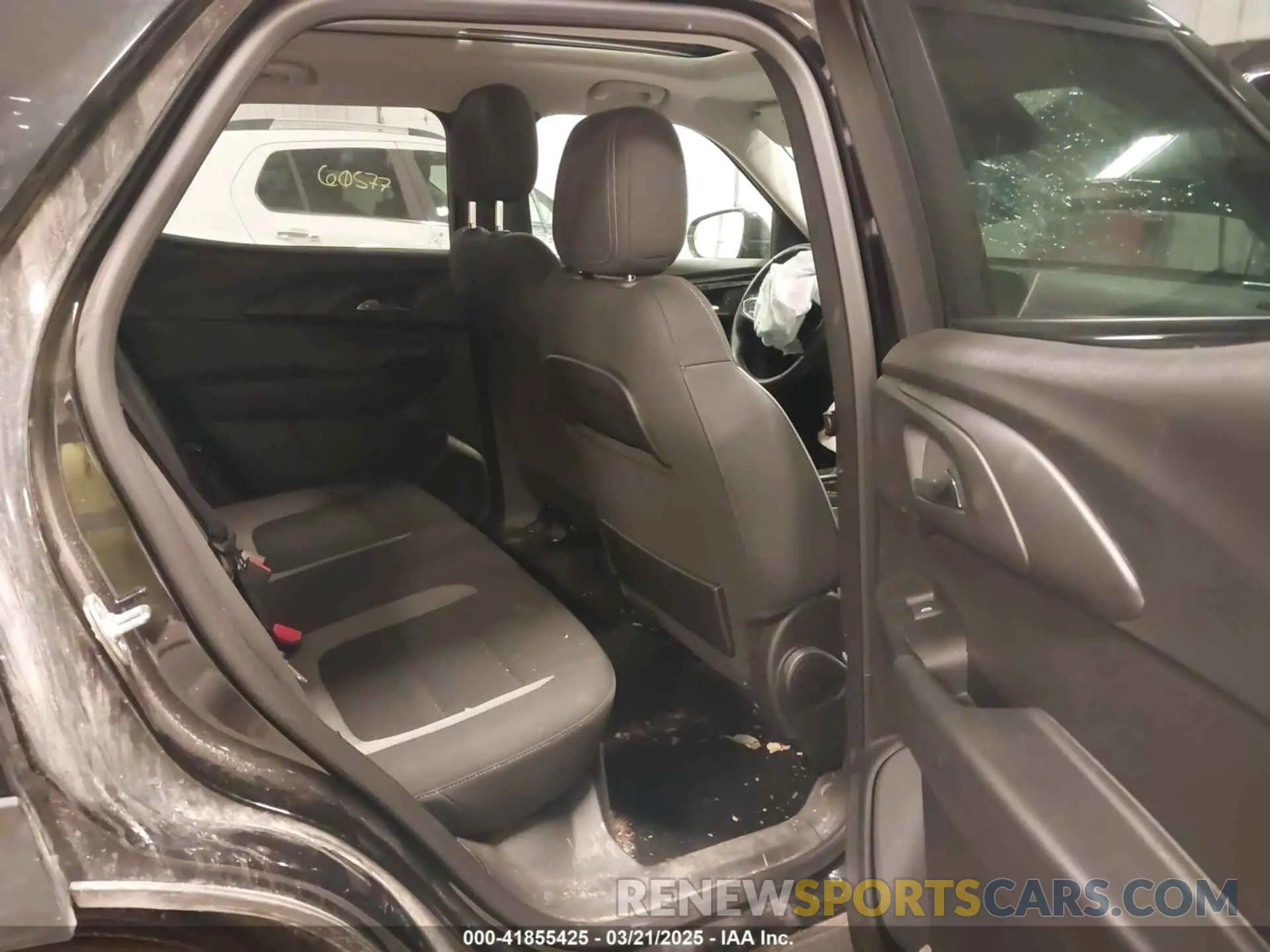 8 Photograph of a damaged car KL79MRSLXRB061099 CHEVROLET TRAILBLAZER 2024