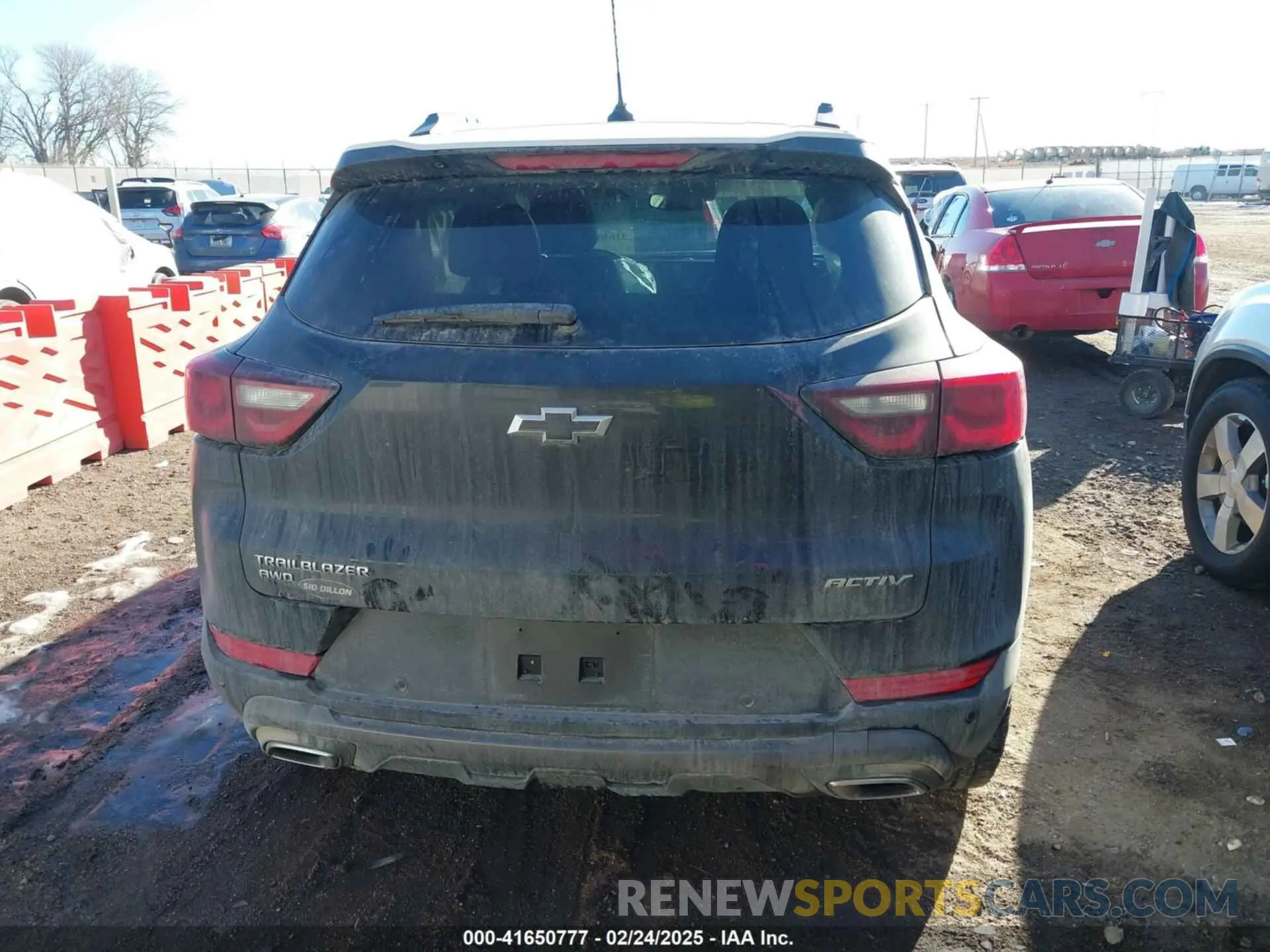 16 Photograph of a damaged car KL79MSSL2RB216106 CHEVROLET TRAILBLAZER 2024