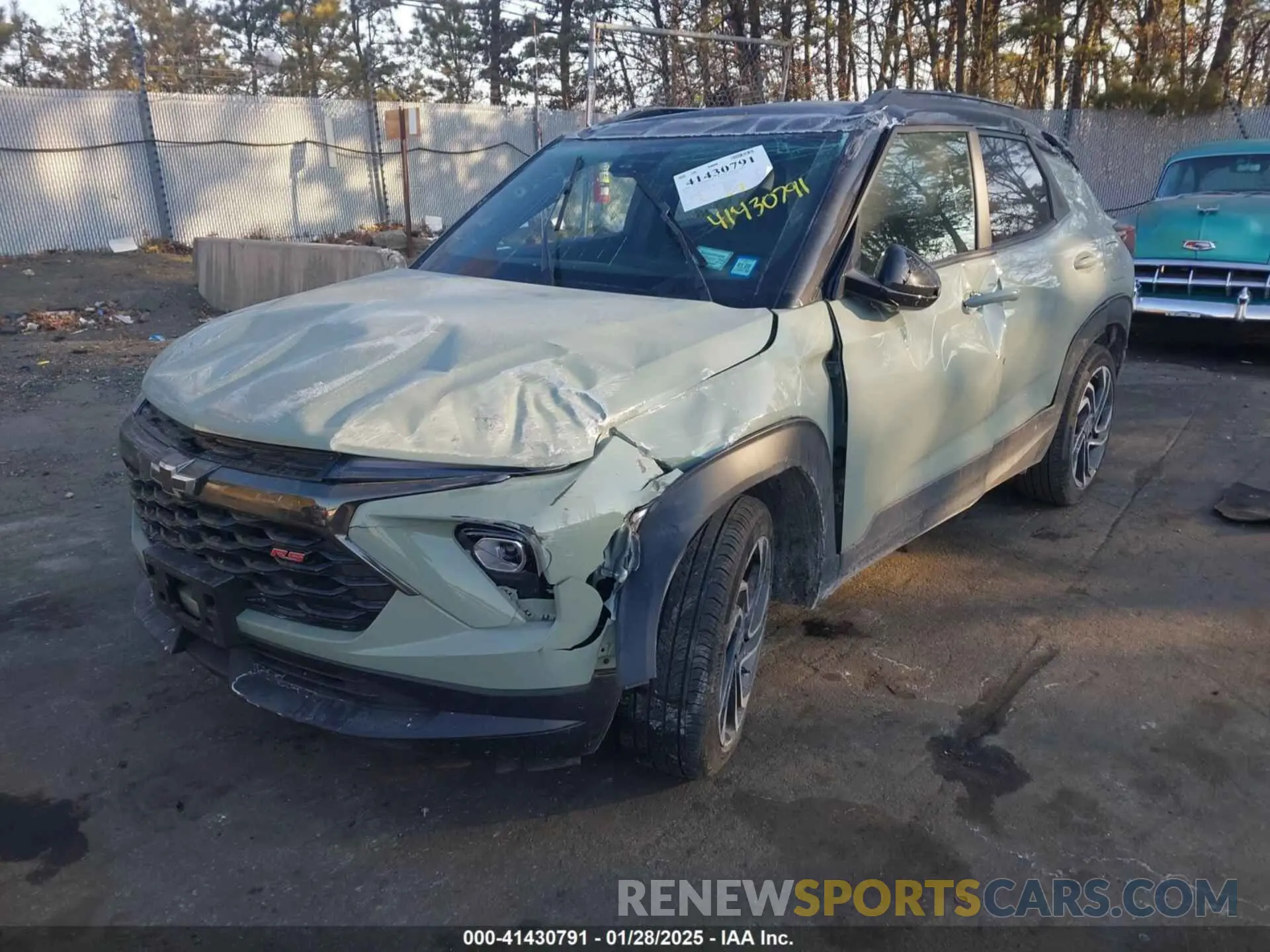 2 Photograph of a damaged car KL79MTSLXRB087943 CHEVROLET TRAILBLAZER 2024