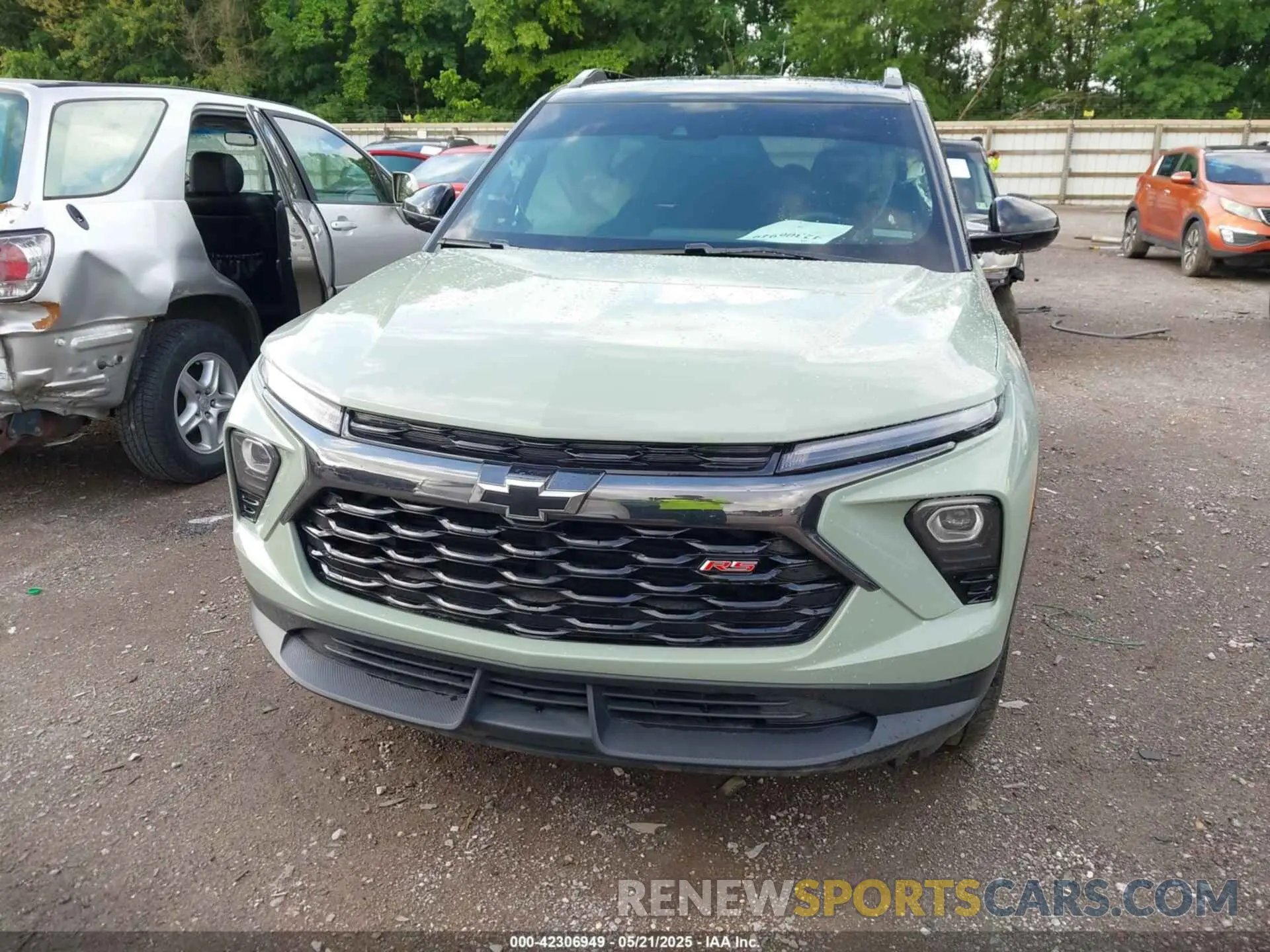 12 Photograph of a damaged car KL79MUSL5RB117985 CHEVROLET TRAILBLAZER 2024