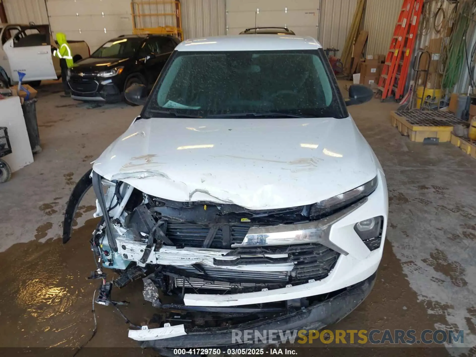 6 Photograph of a damaged car KL79MMSP3SB035956 CHEVROLET TRAILBLAZER 2025