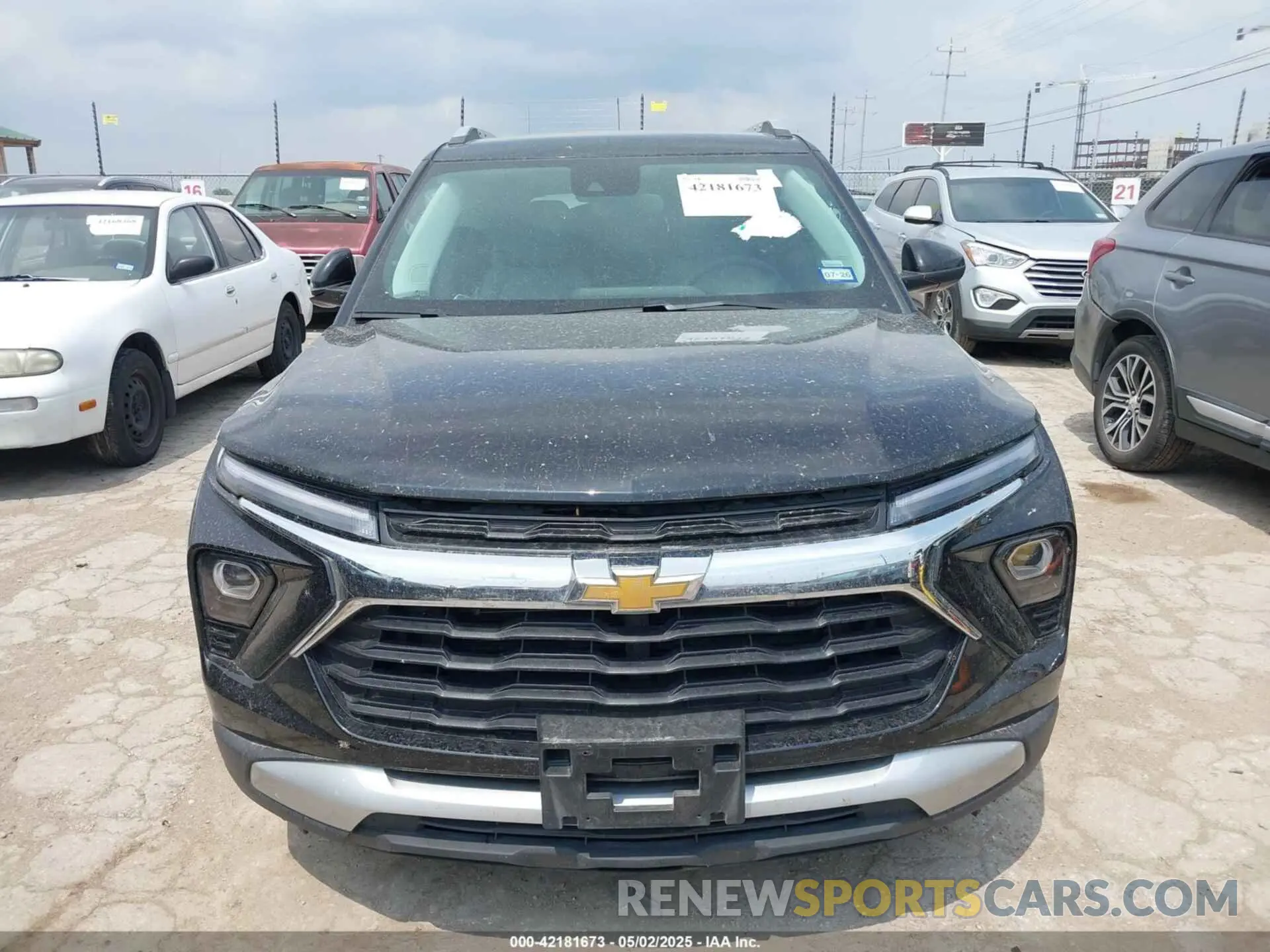 12 Photograph of a damaged car KL79MPSL1SB046775 CHEVROLET TRAILBLAZER 2025