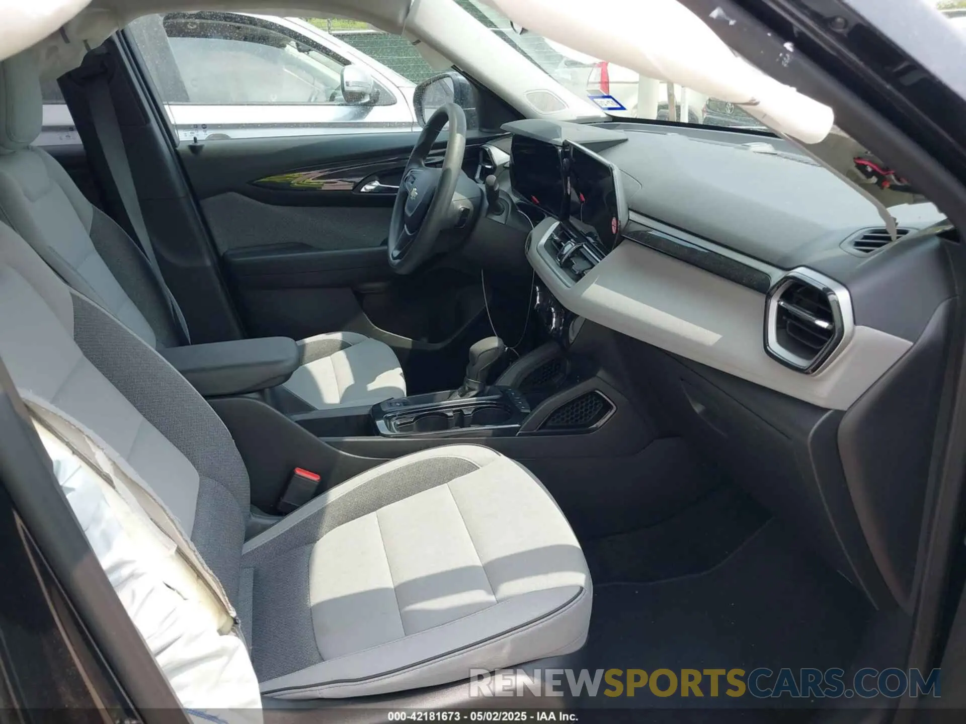 5 Photograph of a damaged car KL79MPSL1SB046775 CHEVROLET TRAILBLAZER 2025