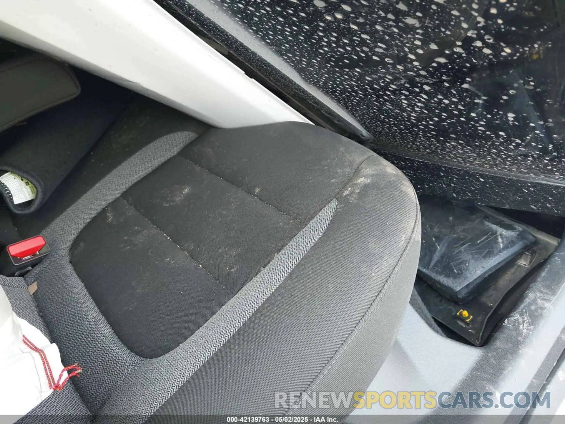 8 Photograph of a damaged car KL79MPSL5SB054832 CHEVROLET TRAILBLAZER 2025
