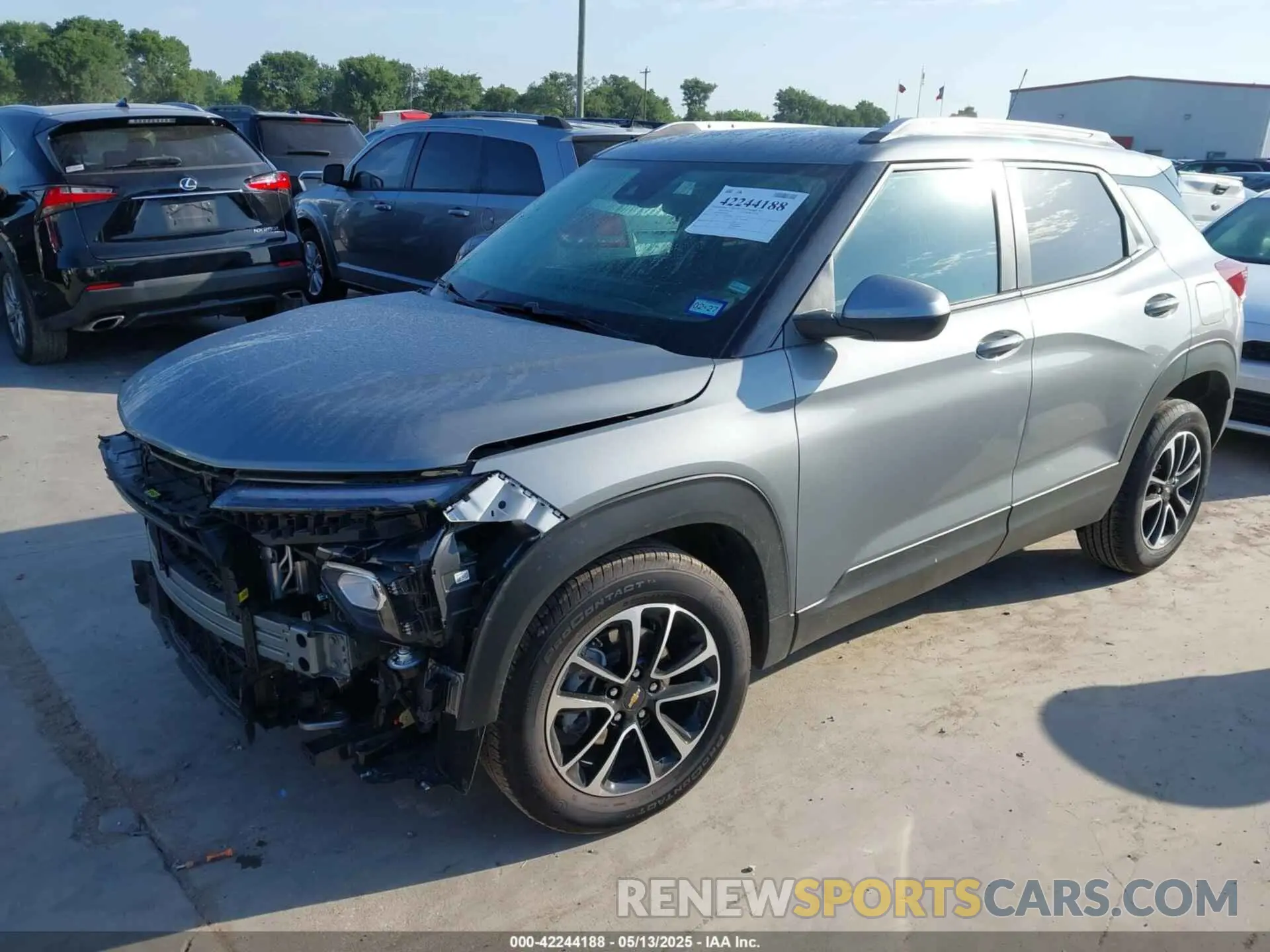 2 Photograph of a damaged car KL79MPSP0SB170300 CHEVROLET TRAILBLAZER 2025