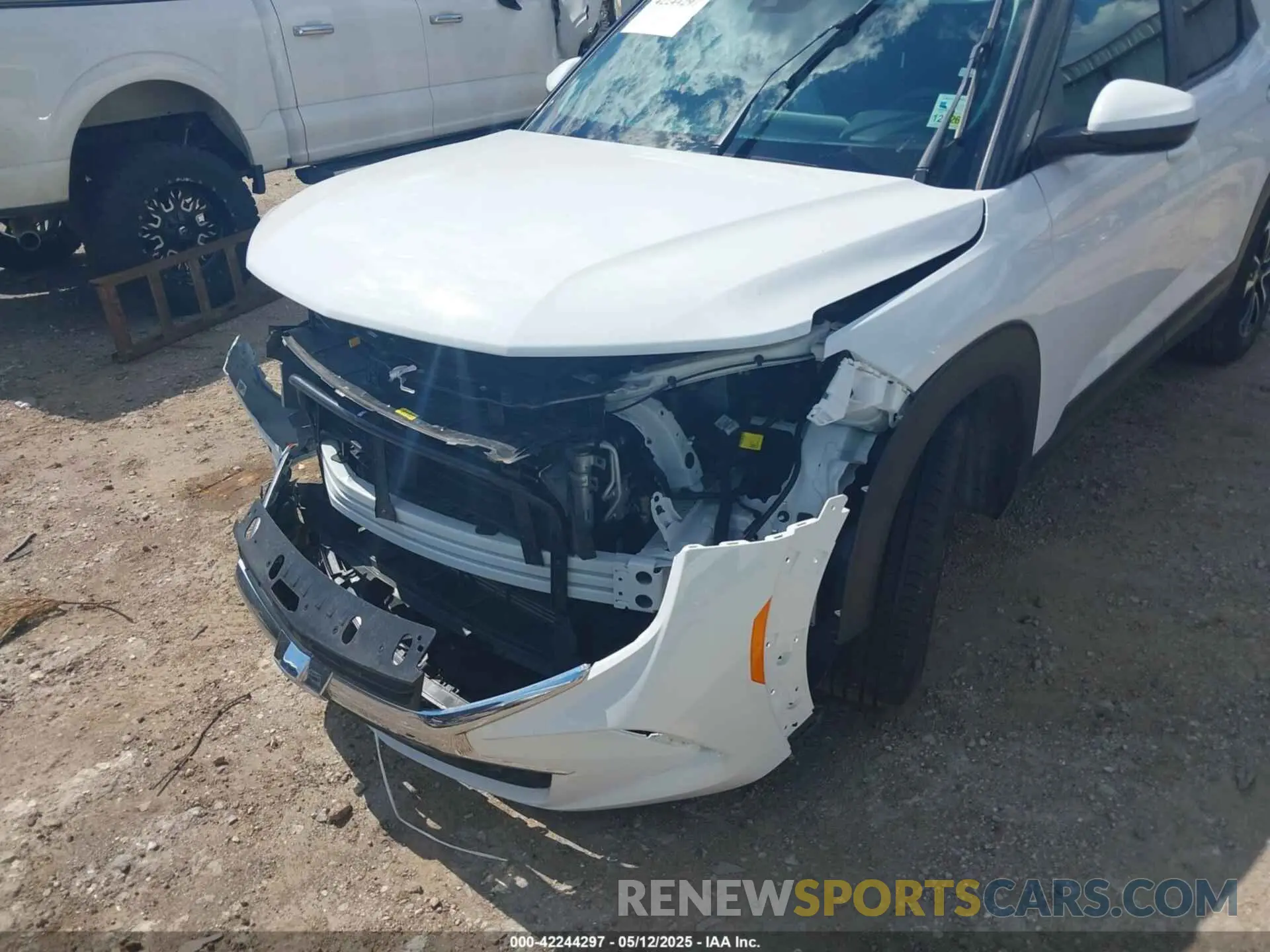6 Photograph of a damaged car KL79MPSP8SB086368 CHEVROLET TRAILBLAZER 2025