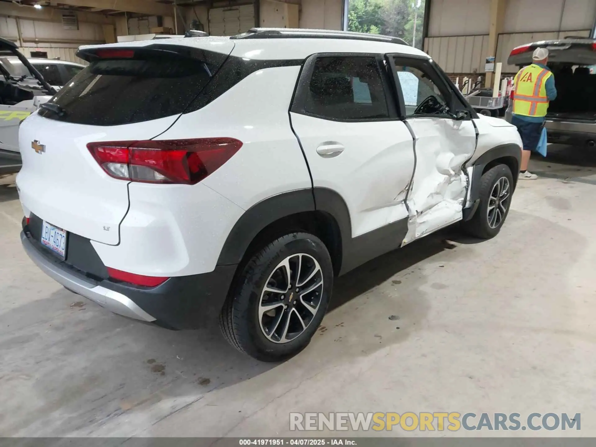 4 Photograph of a damaged car KL79MPSP9SB002736 CHEVROLET TRAILBLAZER 2025