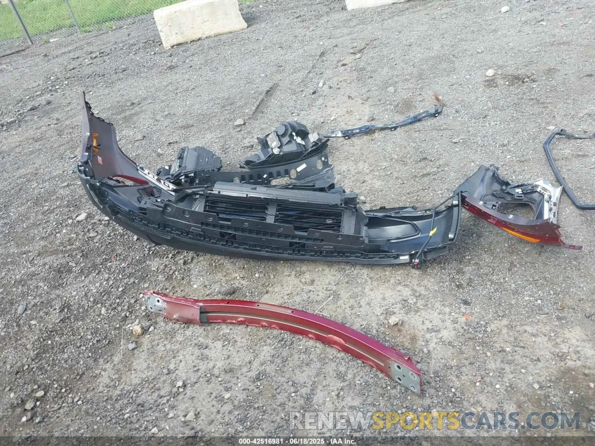 12 Photograph of a damaged car KL79MRSL2SB193604 CHEVROLET TRAILBLAZER 2025