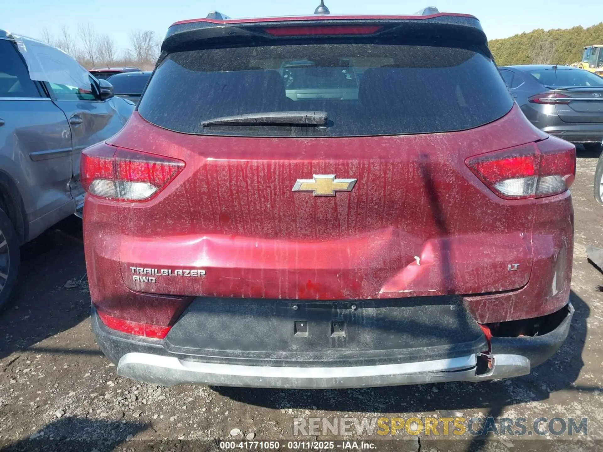 17 Photograph of a damaged car KL79MRSL3SB066747 CHEVROLET TRAILBLAZER 2025
