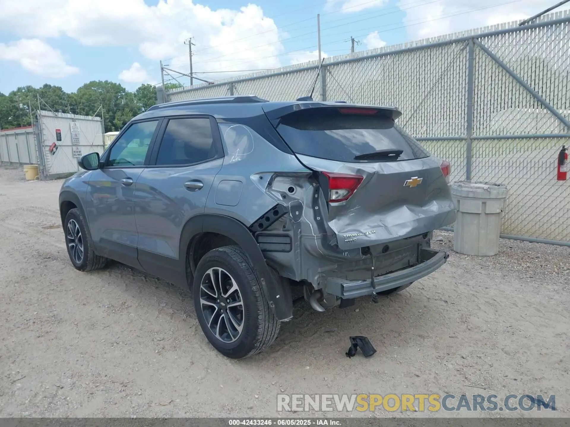 3 Photograph of a damaged car KL79MRSL6SB037503 CHEVROLET TRAILBLAZER 2025