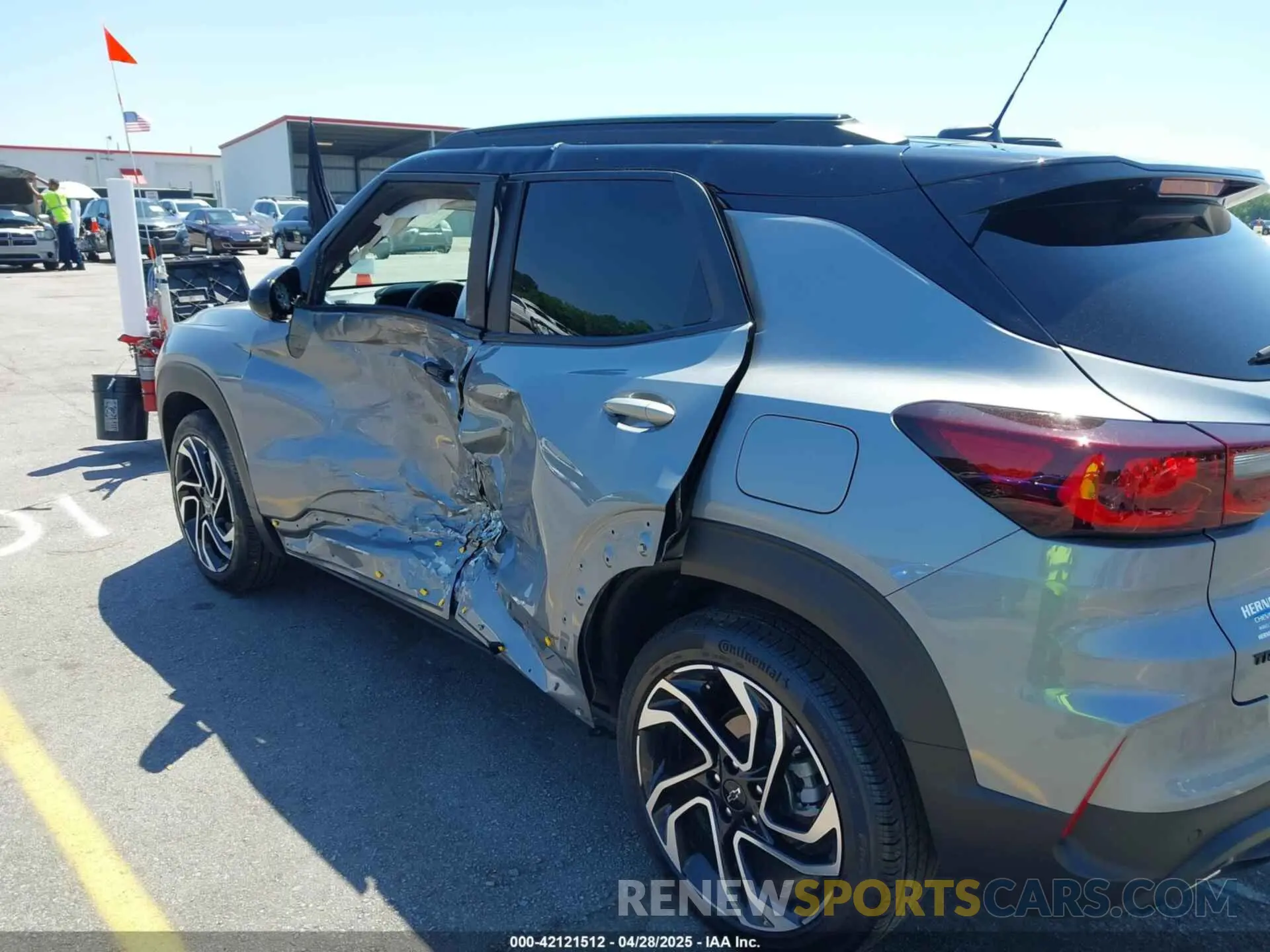 17 Photograph of a damaged car KL79MTSLXSB008647 CHEVROLET TRAILBLAZER 2025