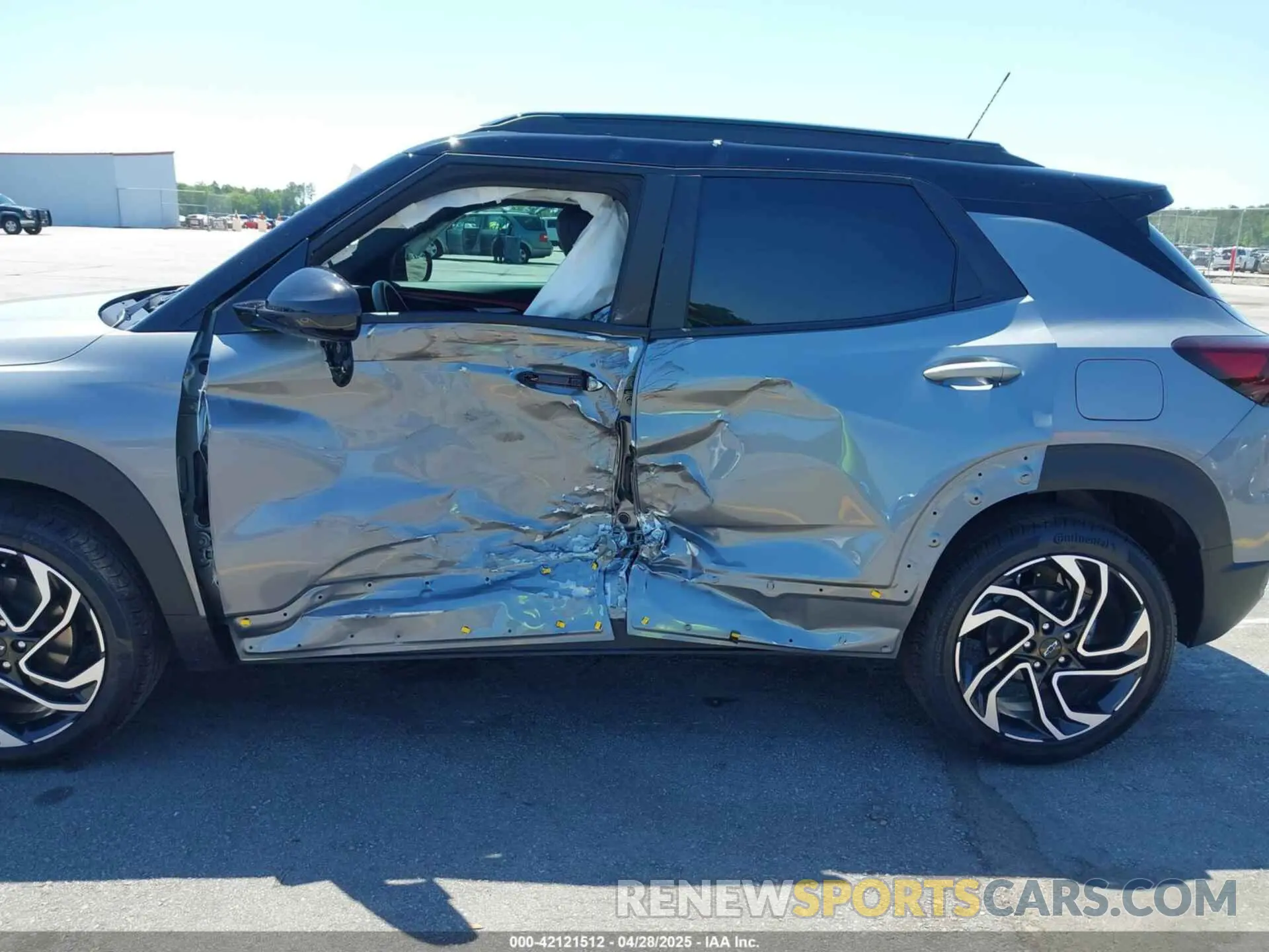 6 Photograph of a damaged car KL79MTSLXSB008647 CHEVROLET TRAILBLAZER 2025