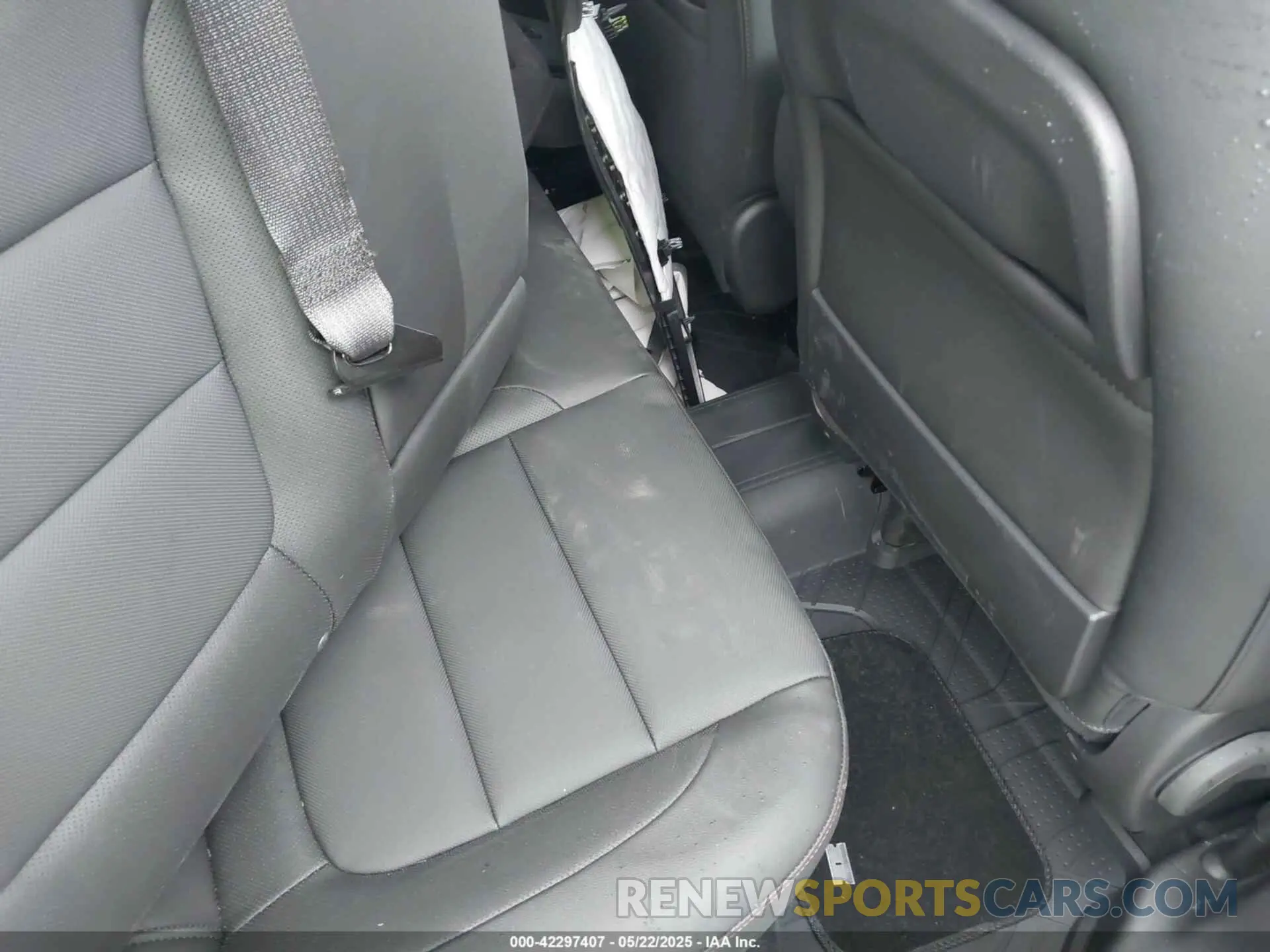 8 Photograph of a damaged car KL79MUSLXSB131080 CHEVROLET TRAILBLAZER 2025