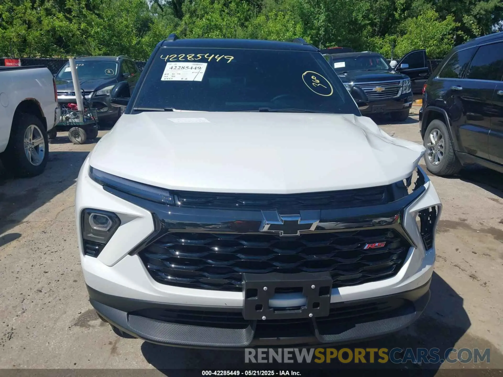 13 Photograph of a damaged car KL79MUSLXSB136585 CHEVROLET TRAILBLAZER 2025