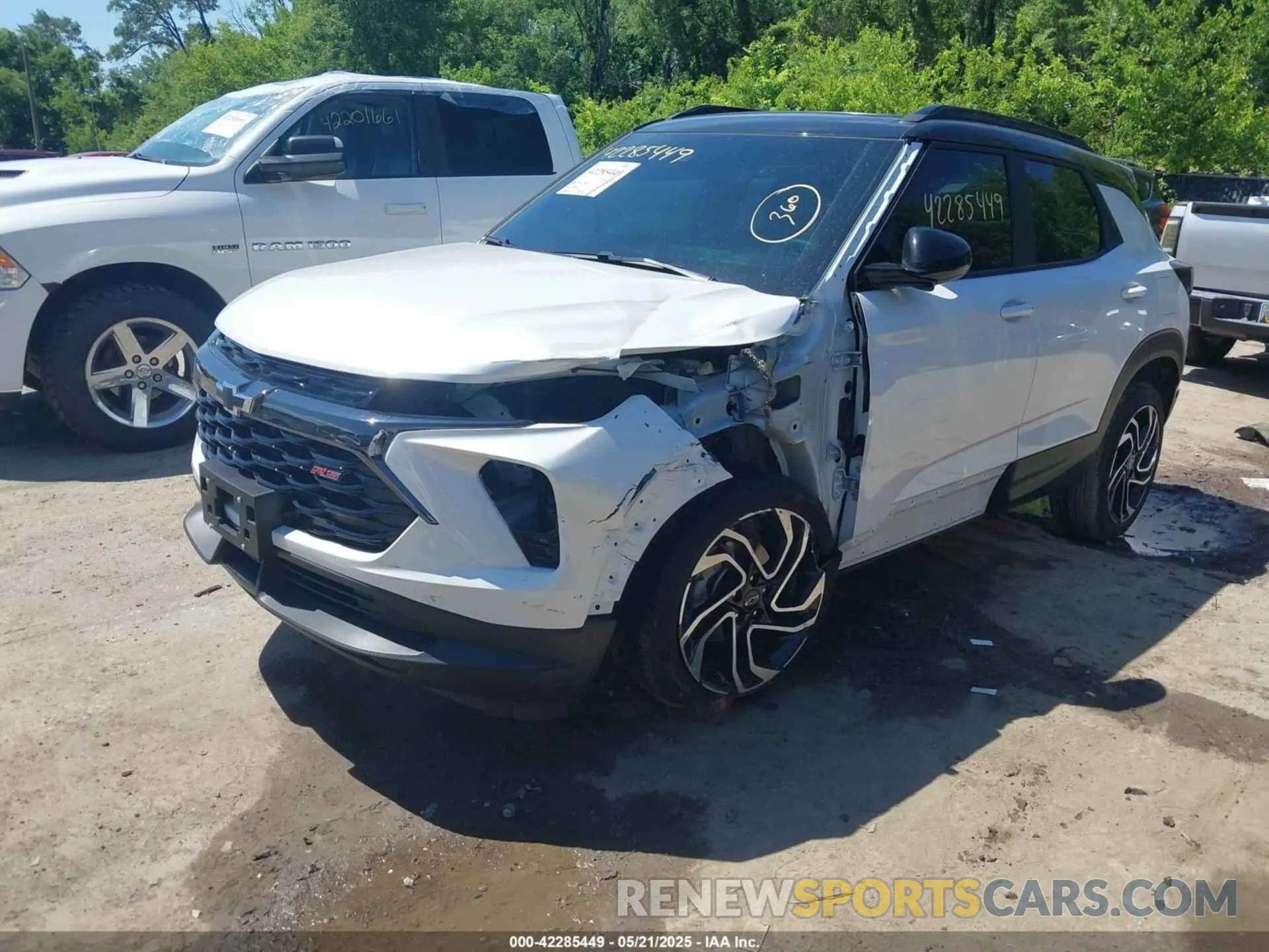 2 Photograph of a damaged car KL79MUSLXSB136585 CHEVROLET TRAILBLAZER 2025