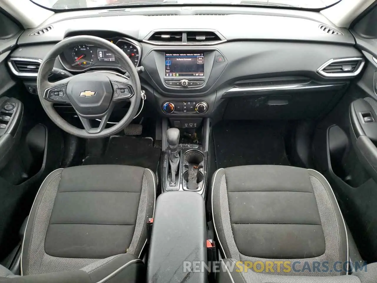 8 Photograph of a damaged car KL79MMS23MB020946 CHEVROLET TRAILBLZR 2021