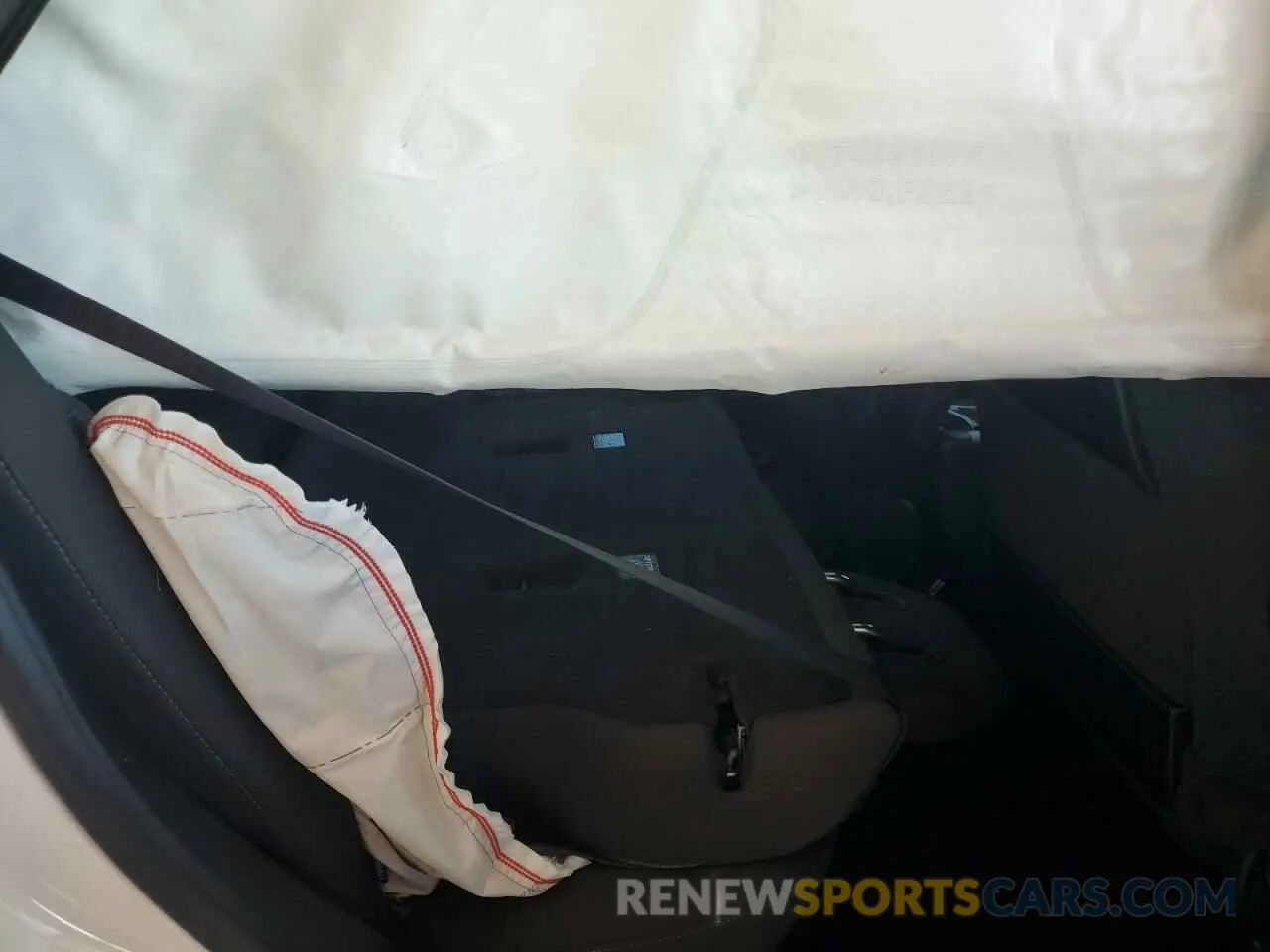 10 Photograph of a damaged car KL79MMS23MB175397 CHEVROLET TRAILBLZR 2021
