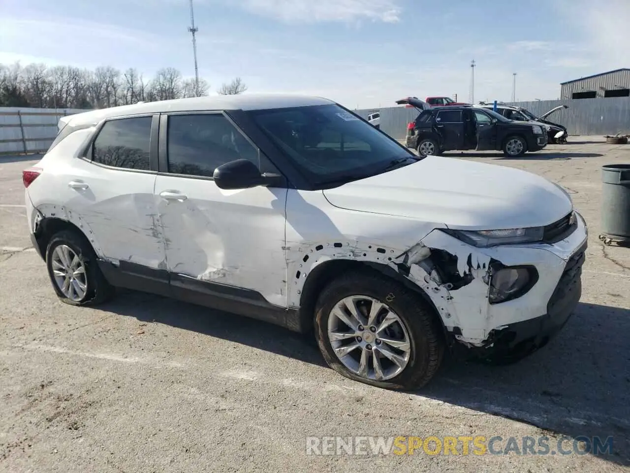 4 Photograph of a damaged car KL79MMS23MB180678 CHEVROLET TRAILBLZR 2021