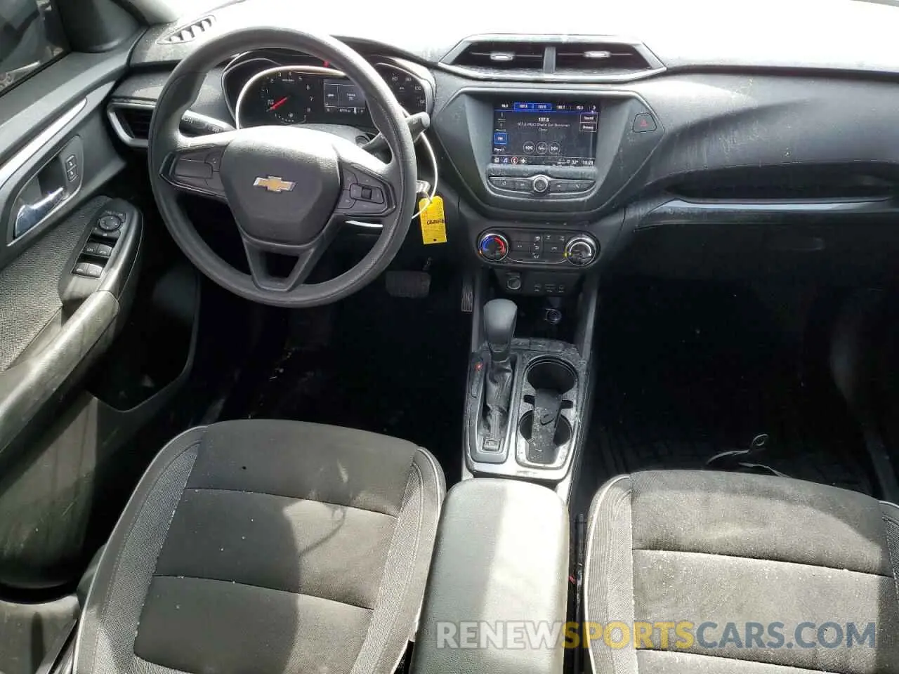 8 Photograph of a damaged car KL79MMS26MB082616 CHEVROLET TRAILBLZR 2021