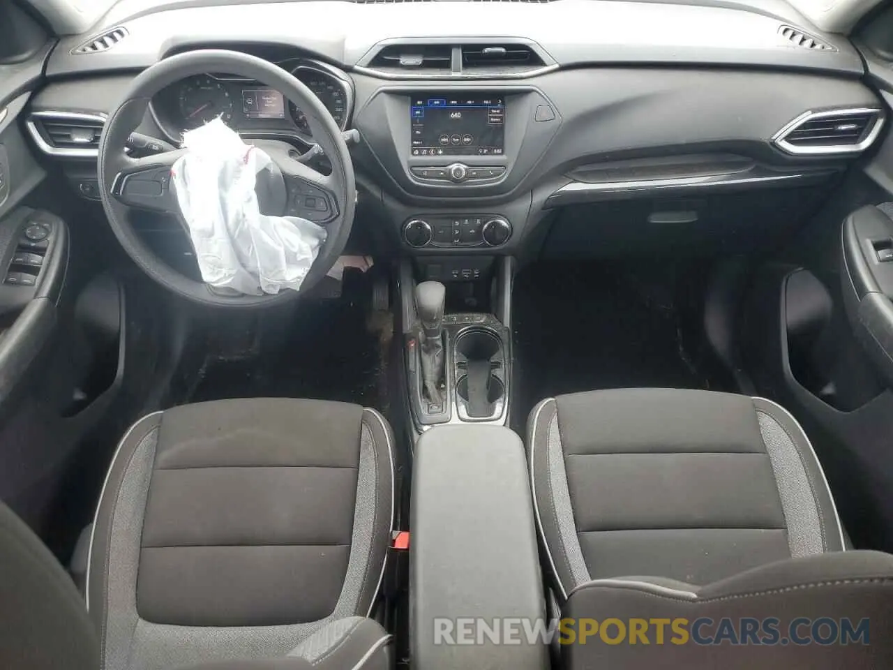 8 Photograph of a damaged car KL79MNSL4MB177710 CHEVROLET TRAILBLZR 2021