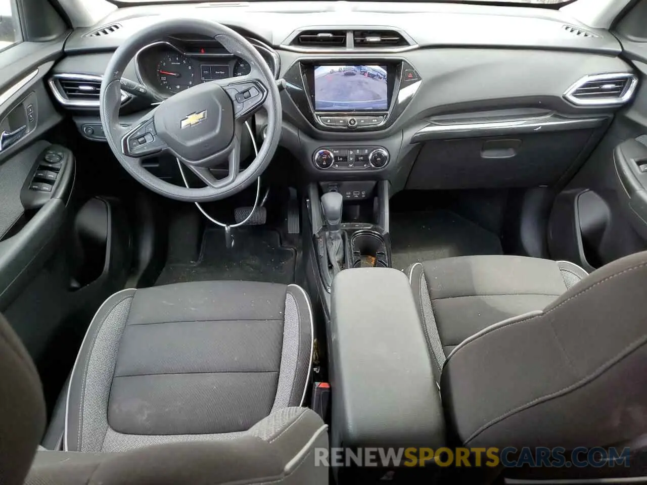 8 Photograph of a damaged car KL79MPS28MB137911 CHEVROLET TRAILBLZR 2021