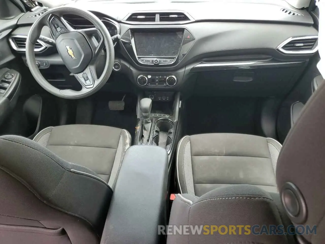 8 Photograph of a damaged car KL79MPSL5MB172494 CHEVROLET TRAILBLZR 2021